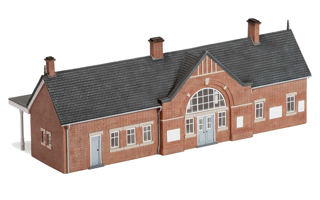 Hornby R9818 HO scale, England, High Brooms Station