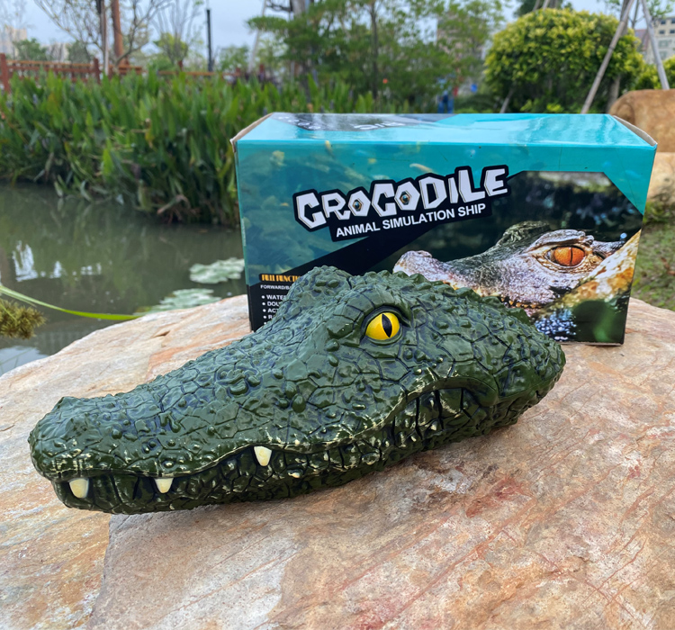 鱷魚頭水上遙控船 - Crocodile Head Remote Controlled Boat 30cm / 惡趣味收藏