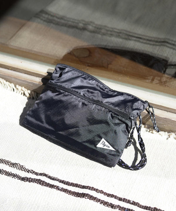 特價現貨┃Pilgrim Surf＋Supply 基本款 Sacoche 尼龍 小包