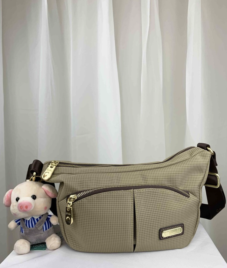 GOODS 卡其格紋尼龍側背包  #2542