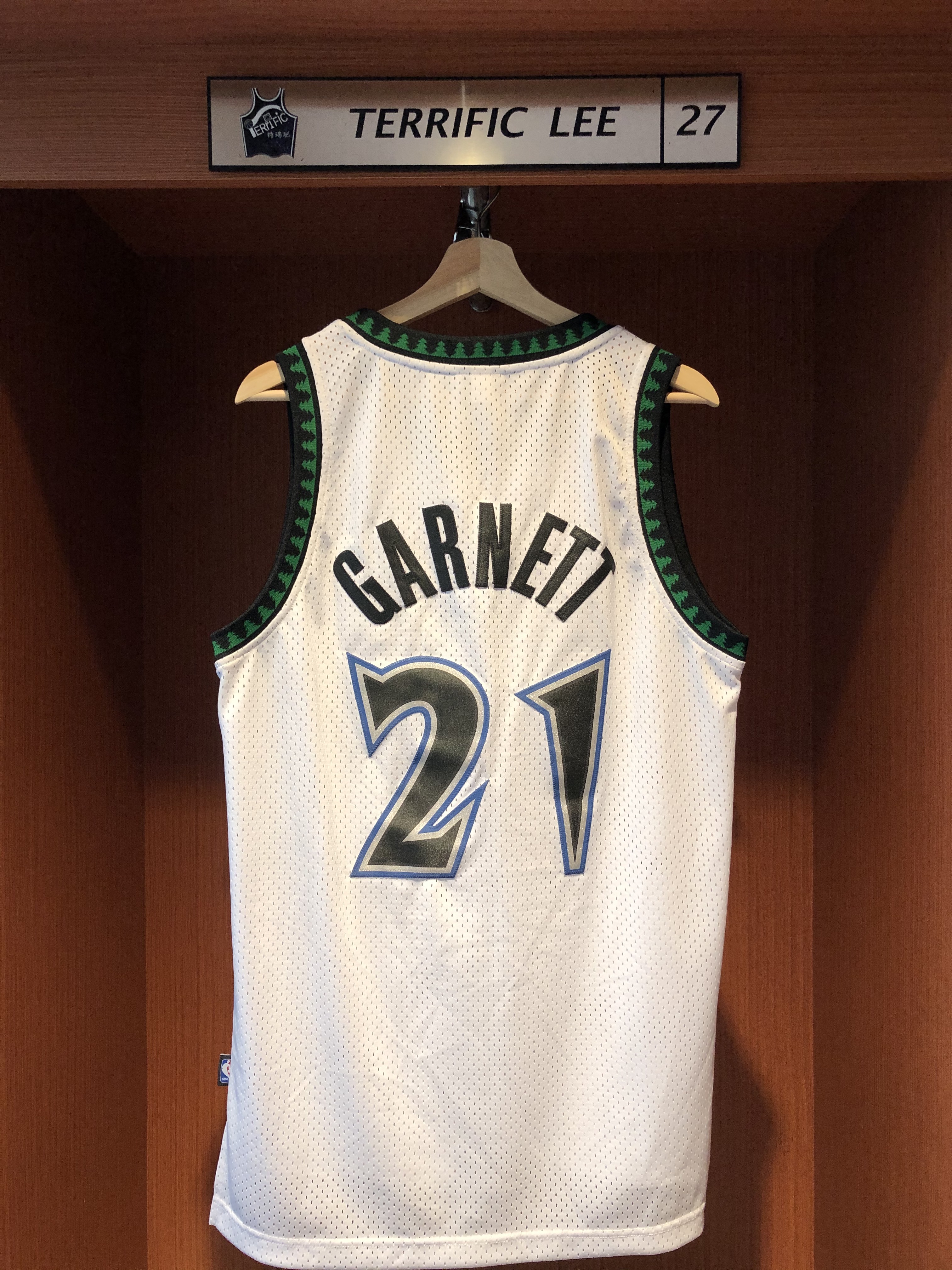 NBA球衣 Kevin Garnett 明尼蘇達灰狼白 Reebok Swingman 球迷版 電繡 XL號改S號 全新