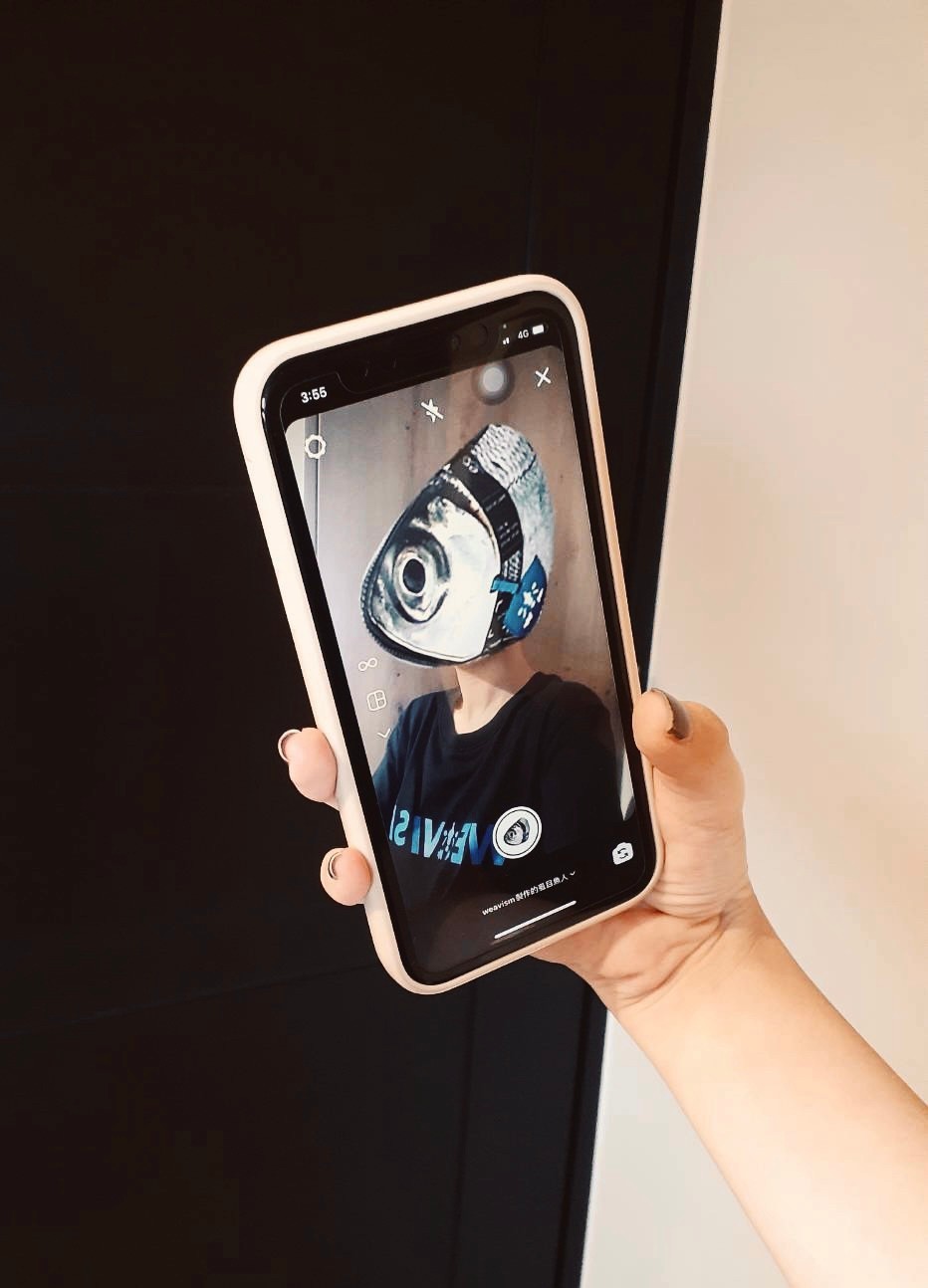 今天疫情確診人數……那我們來群聚好了