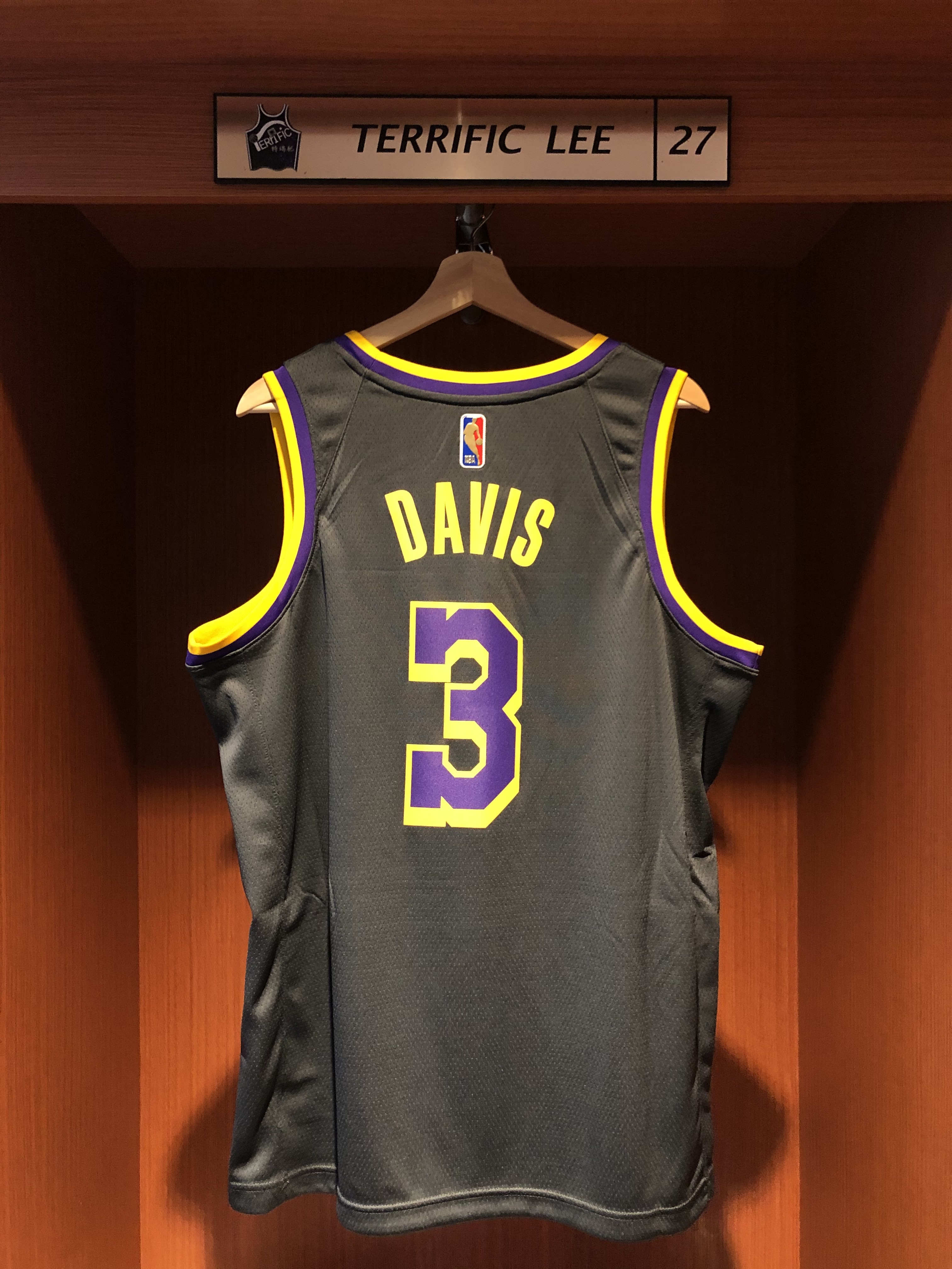 NBA球衣 Anthony Davis 洛杉磯湖人獎勵 Earned Nike Swingman 球迷版 熱轉印 全新