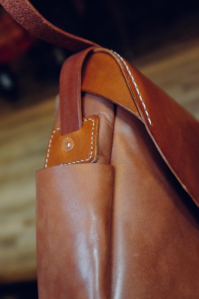 『Faith』S.F.K Cross body Bag 全植鞣革款  (Pre-order 需要預訂）