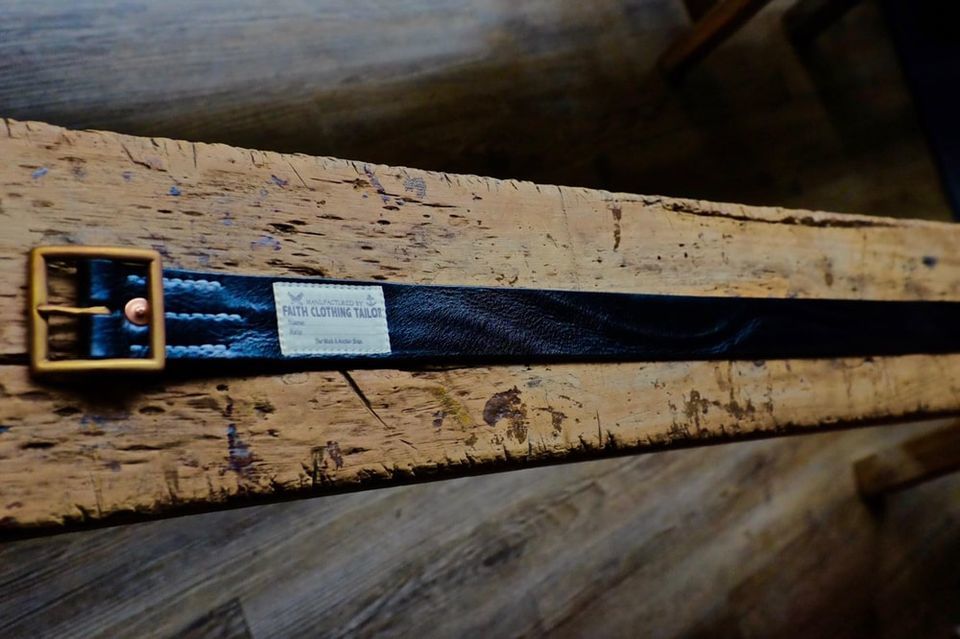 『Faith』S.F.K 立體水波紋植鞣革黑色皮帶  (XS-XXL) /belt 須事先詢問現貨數量