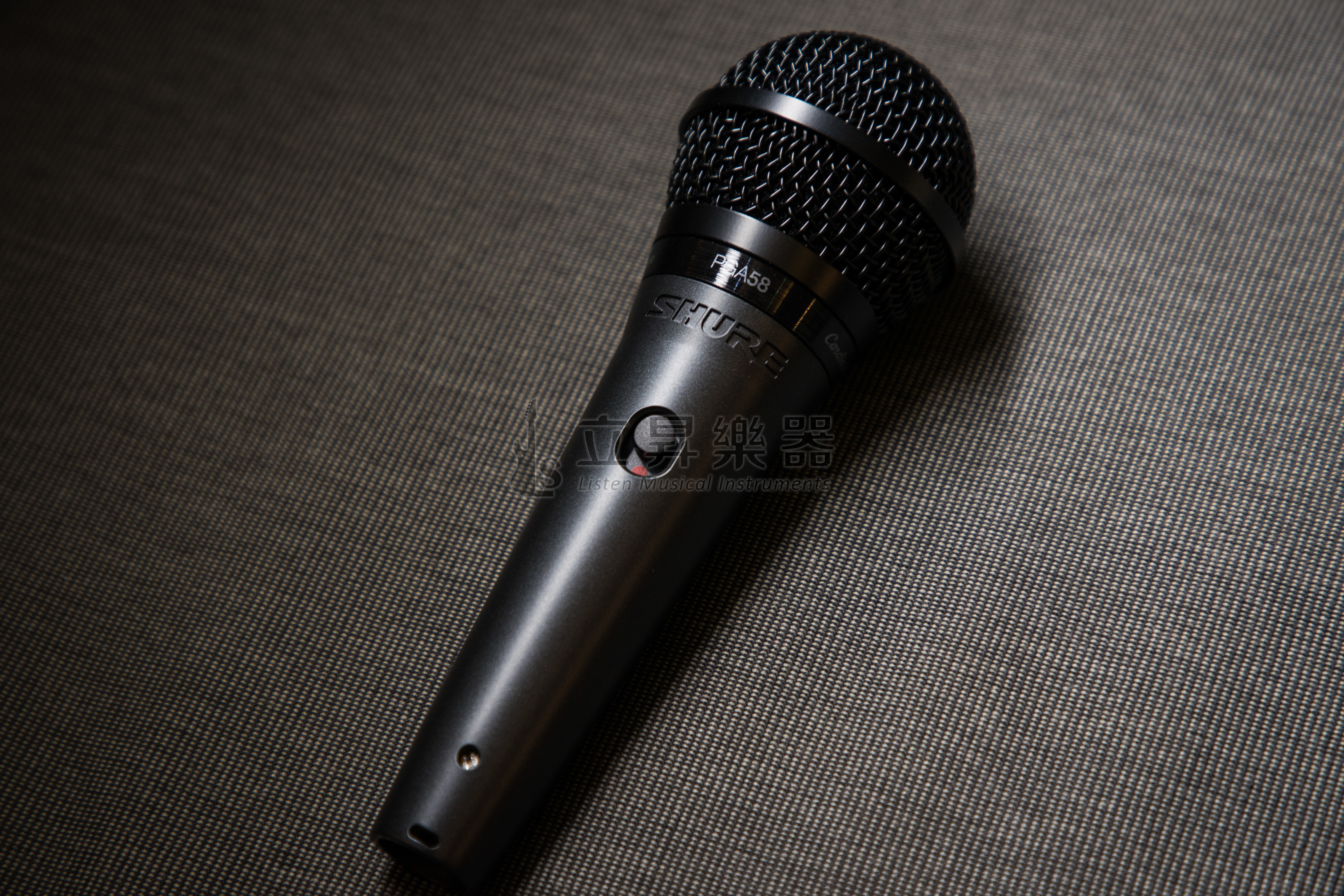 SHURE PGA58-XLR 動圈式麥克風 附夾頭、XLR麥克風線