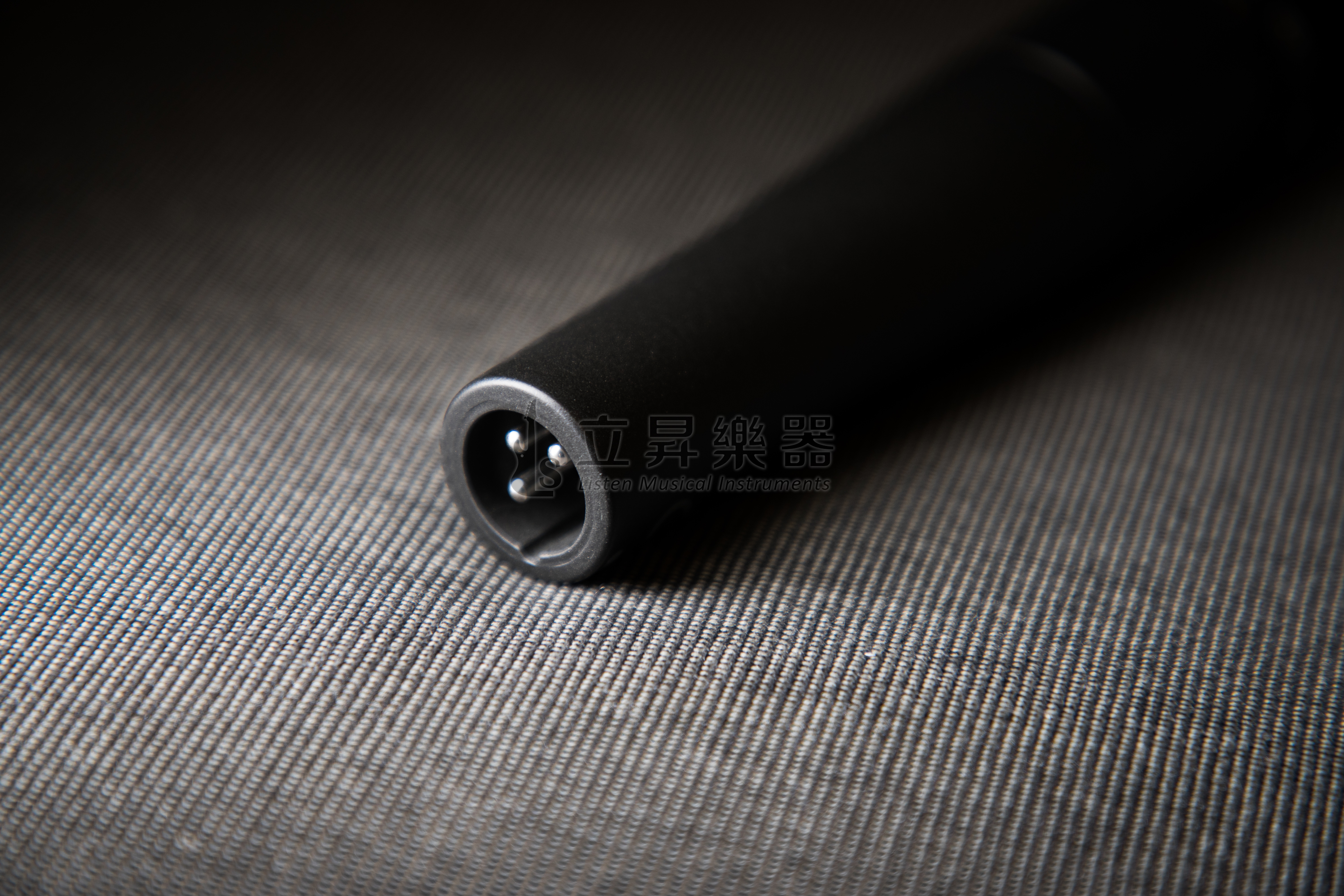 Shure SHURE SM57-LC-X 心型指向動圈式麥克風 樂器收音/鼓/音箱收音 附夾頭 第 4 張圖片｜三峽銅管 / 管樂