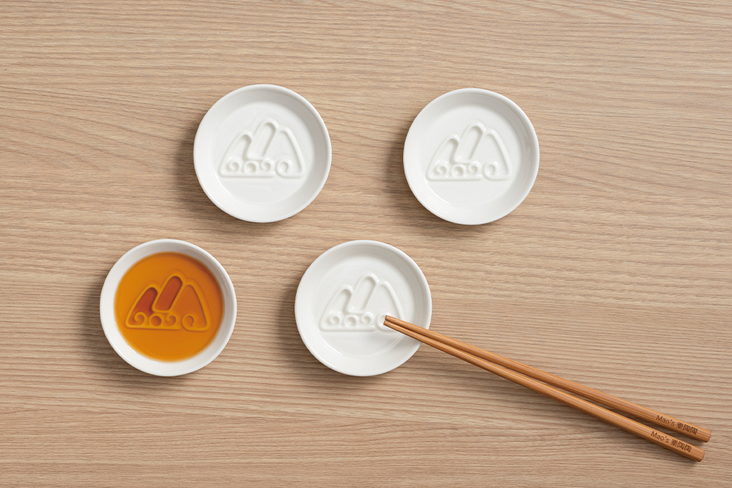 交通部觀光局，脊梁山脈漸層醬油碟。