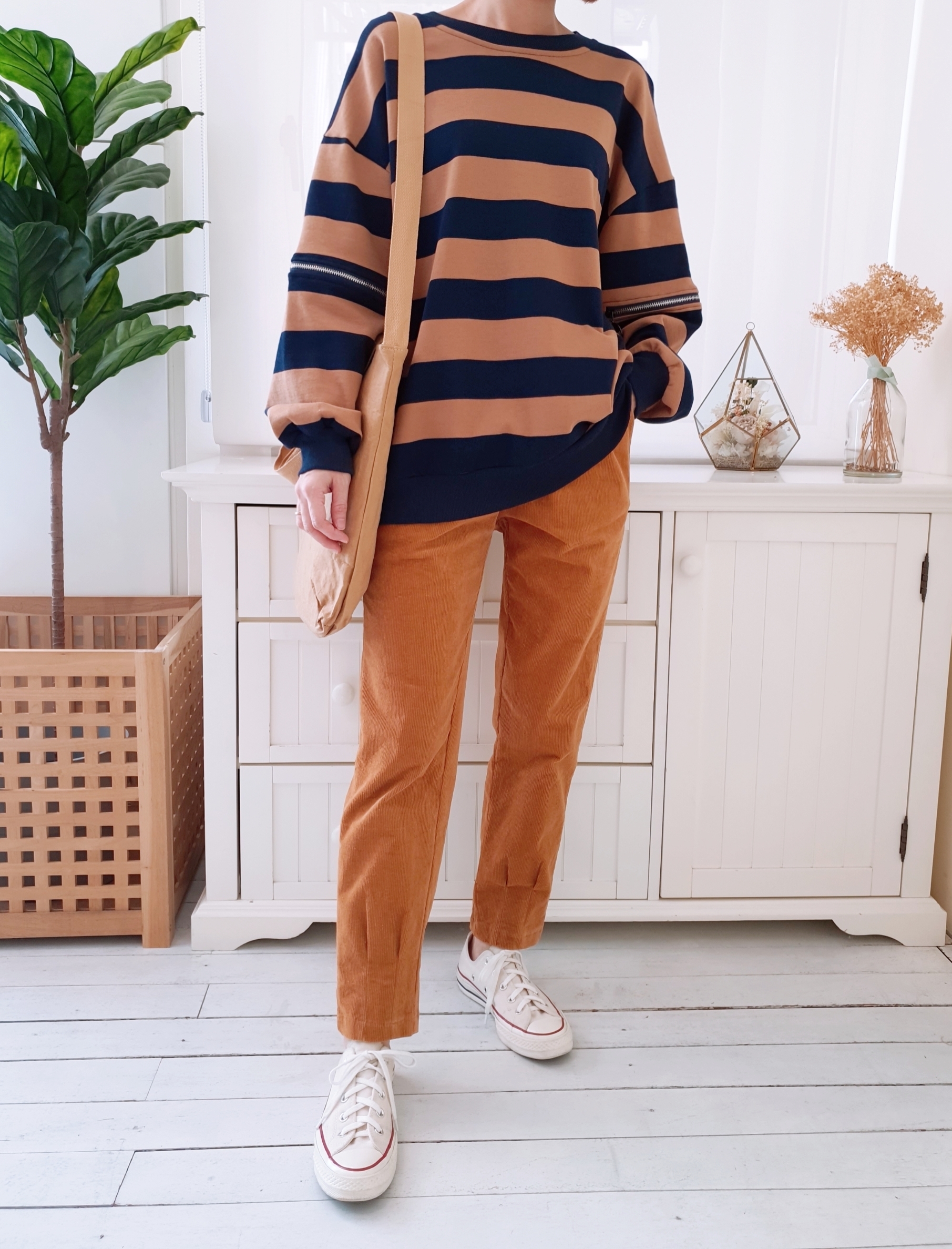 CORDUROY CARGO JOGGER PANT