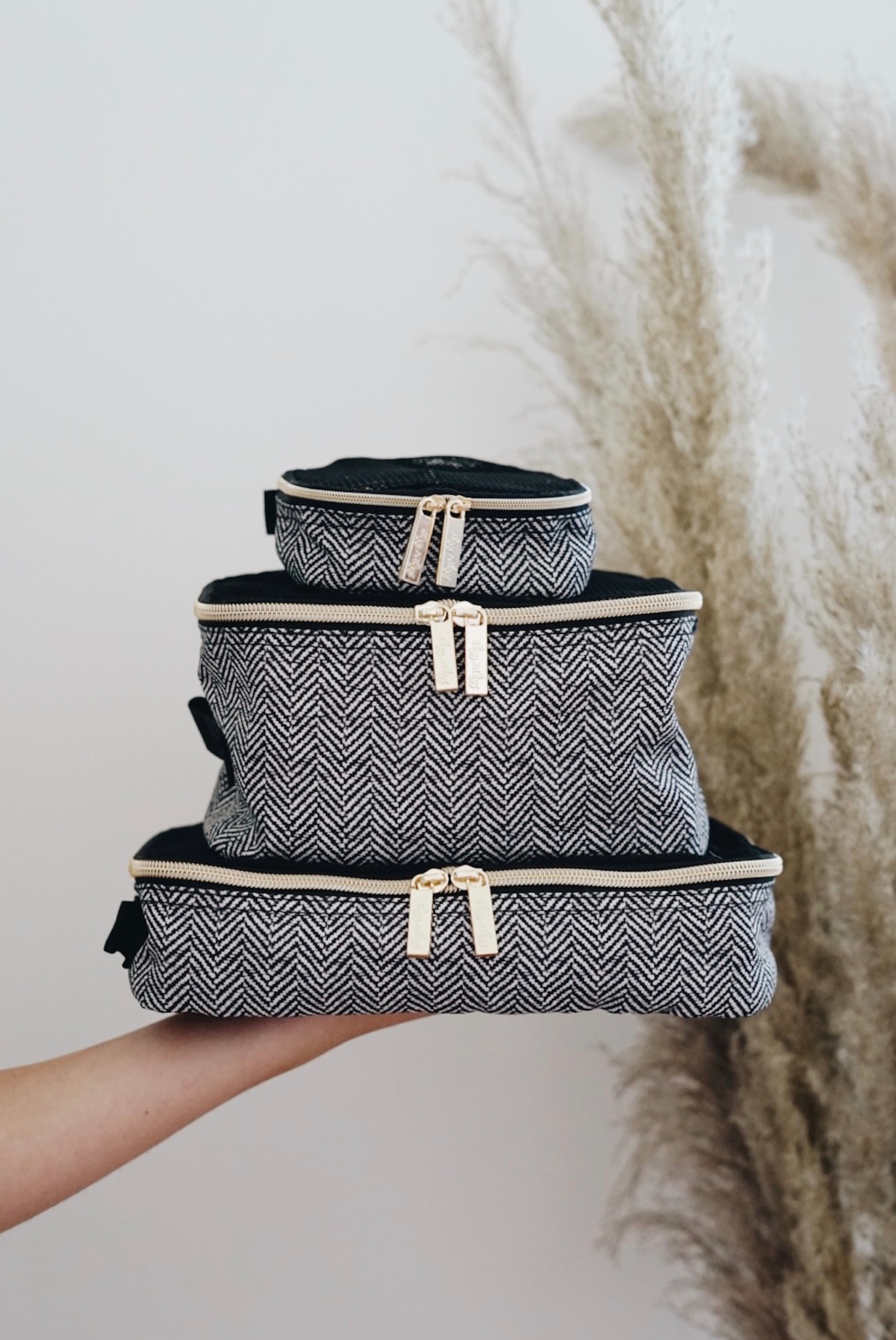 Itzy Ritzy-萬用收納包-Coffee & Cream