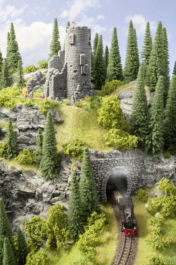 Noch 58605 HO scale, Castle Ruin