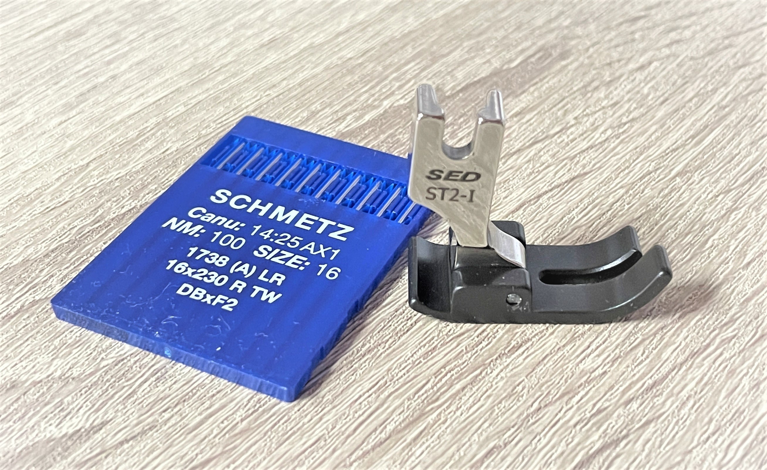 『ST2-i』7mm壓腳&藍獅工業用皮革劍尾針套組