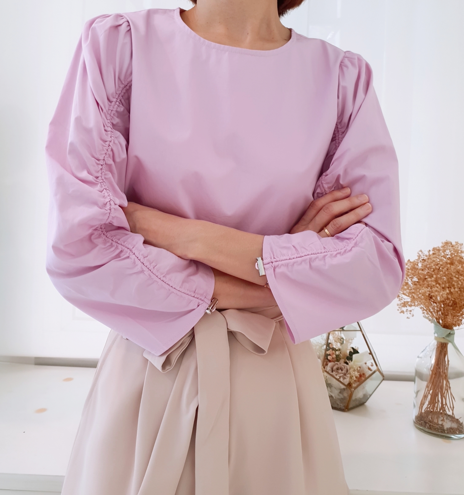 DRAWSTRING DESIGN SLEEVE BLOUSE