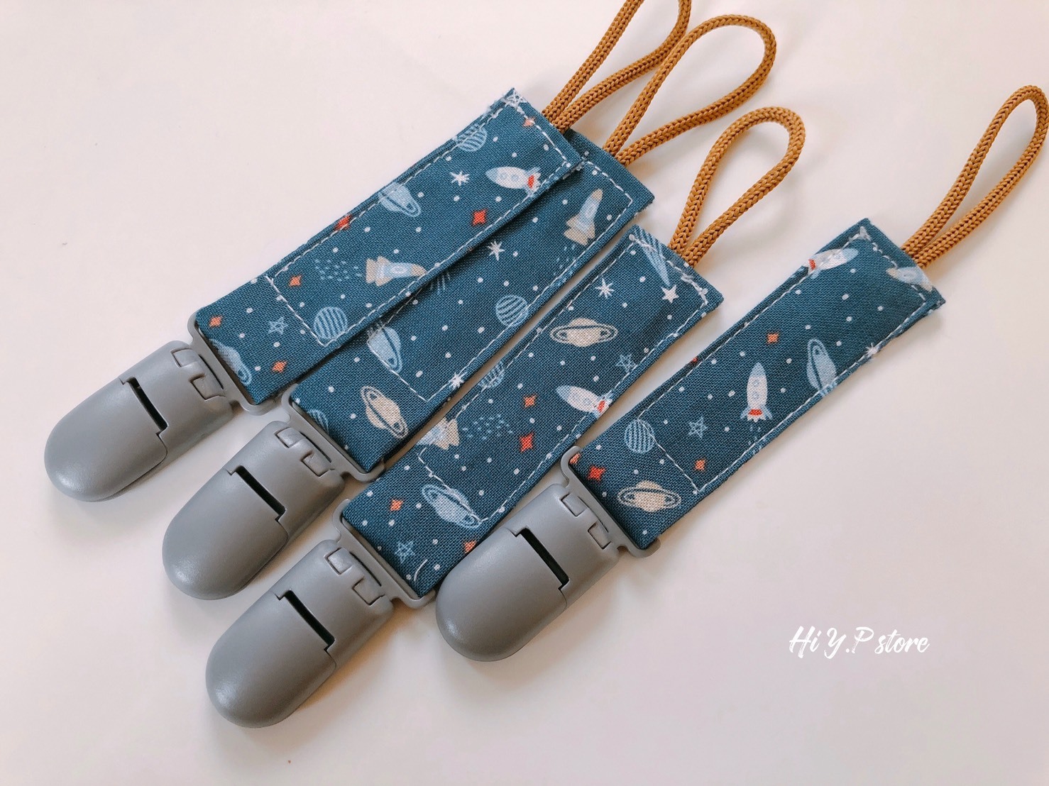 Hi Y.P store-短版鱷魚夾-星空火箭