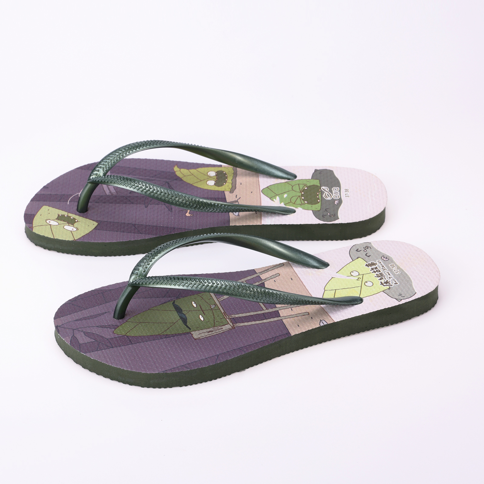 床編故事 竹林五筍戲水 女款細帶人字夾腳拖鞋 夜幕綠