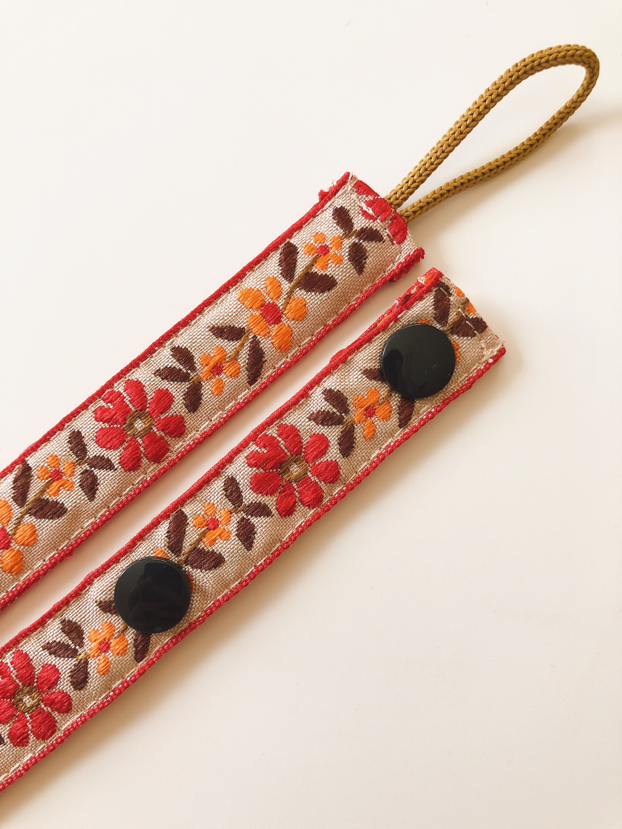 Hi Y.P store-緞帶款-波西米亞紅色花朵