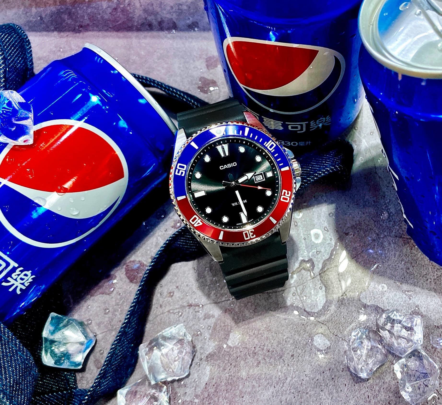 【CASIO 卡西歐】可樂錶圈 紅x藍水鬼200米防水腕錶  MDV-107-1A3 44.2mm 現代鐘錶