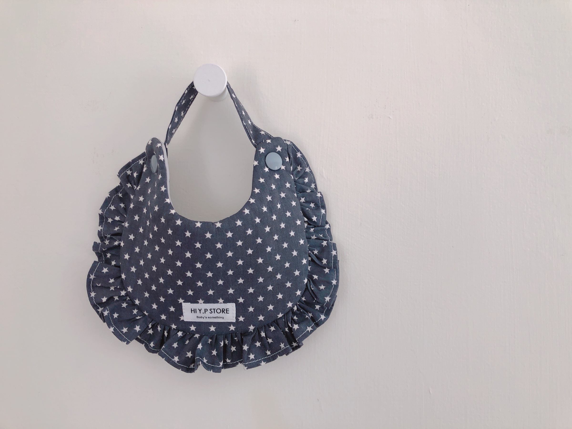 Hi Y.P store-手作圍兜-鐵灰星星(荷葉邊)