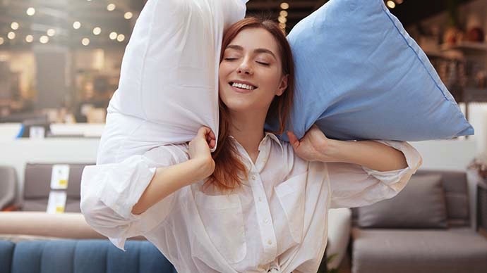 記憶枕與乳膠枕該怎麼選？專家告訴你枕頭4大挑選重點！