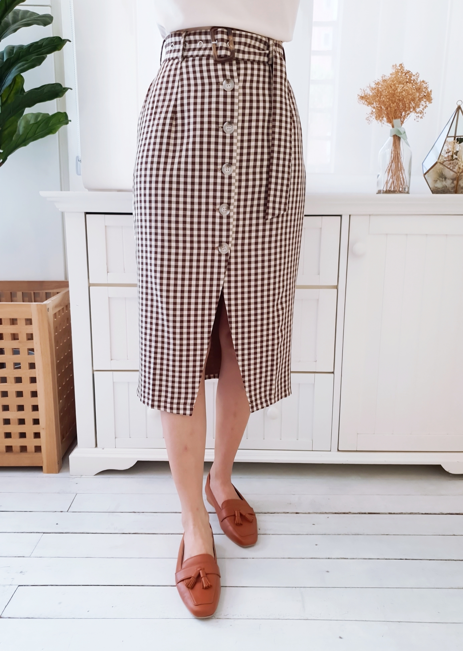 CHECKED FRONT SPLIT BUTTON SKIRT