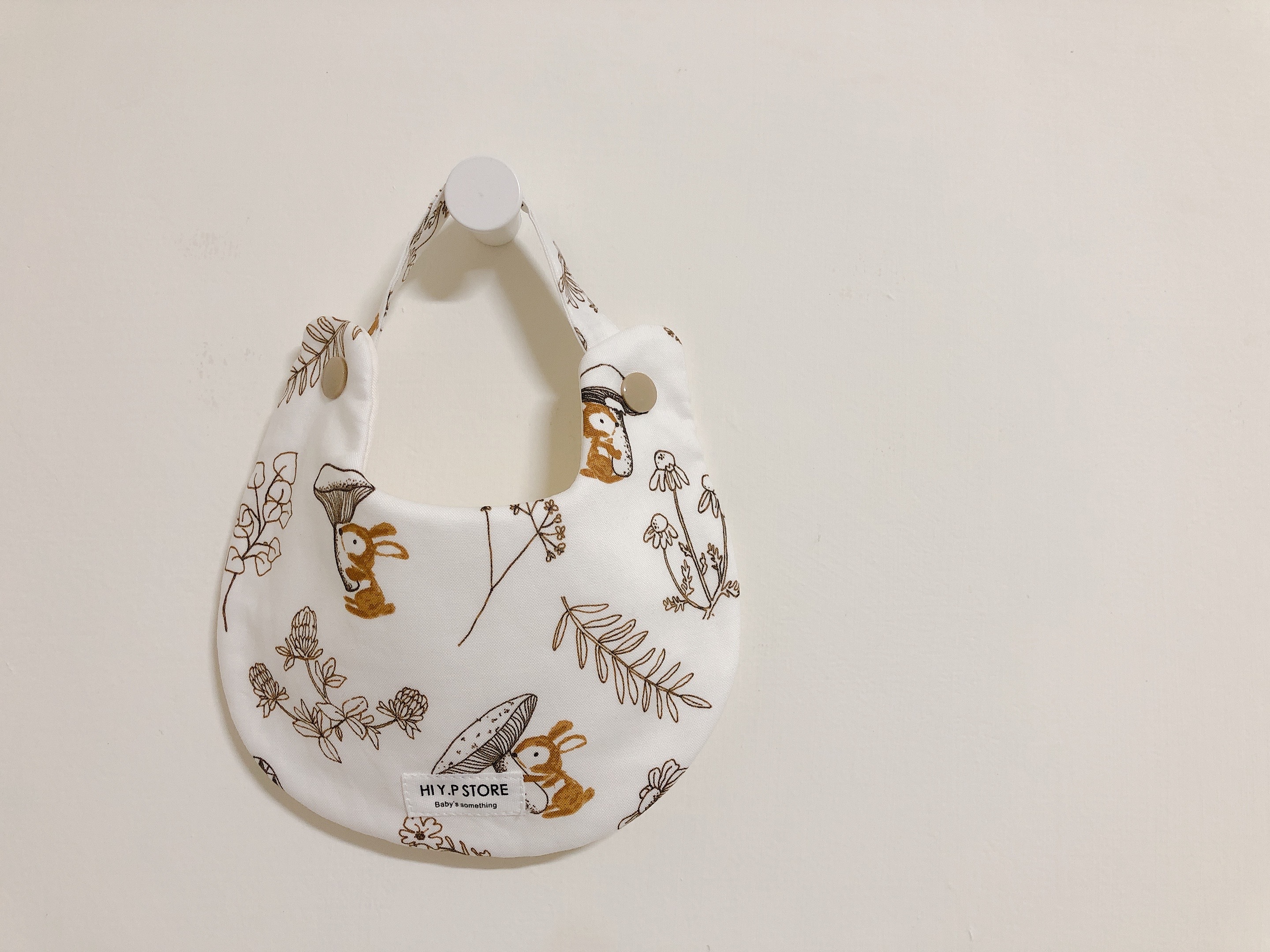 Hi Y.P store-手作圍兜-蘑菇兔兔