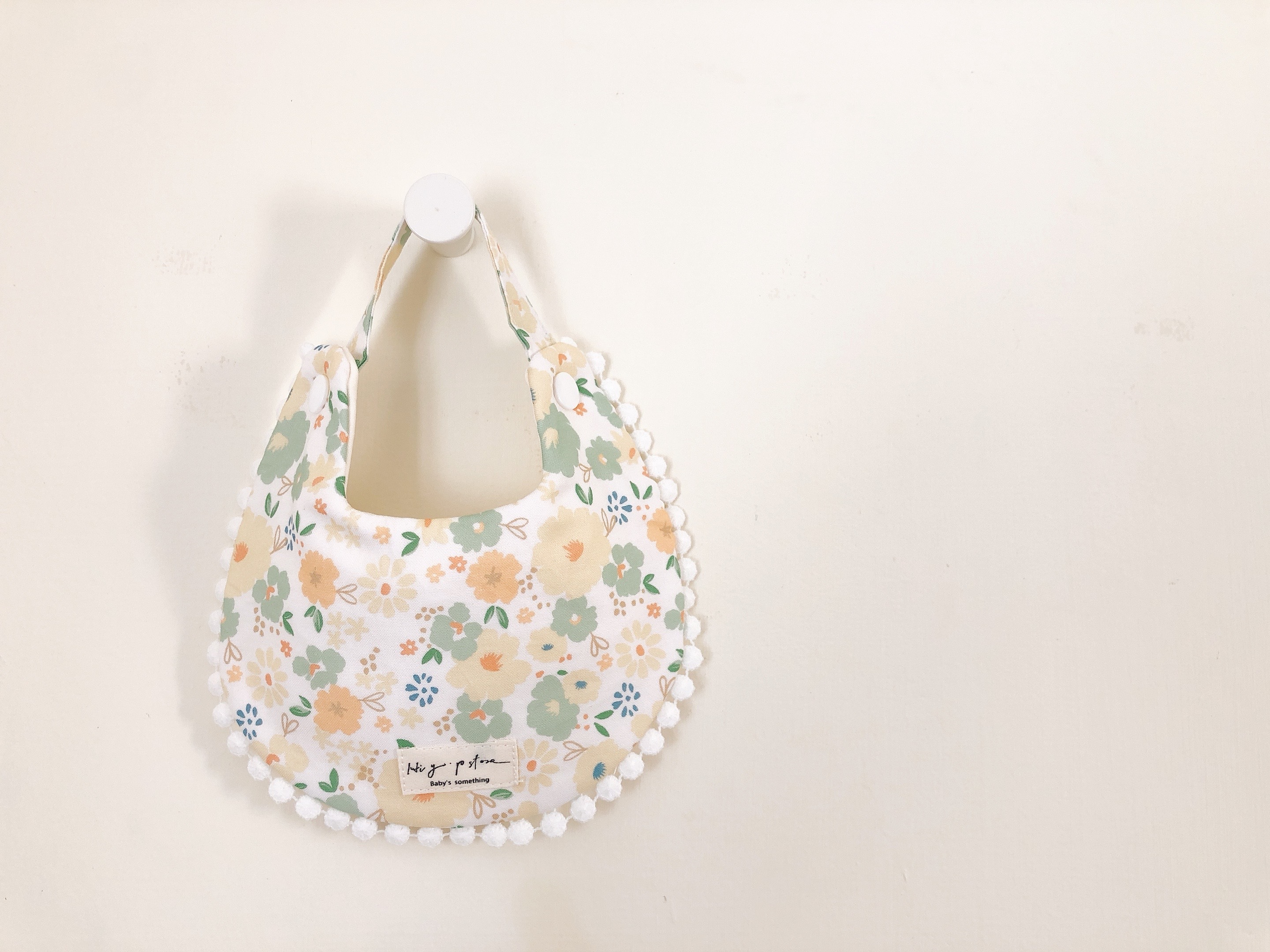 Hi Y.P store-手作圍兜-嫩芽木槿