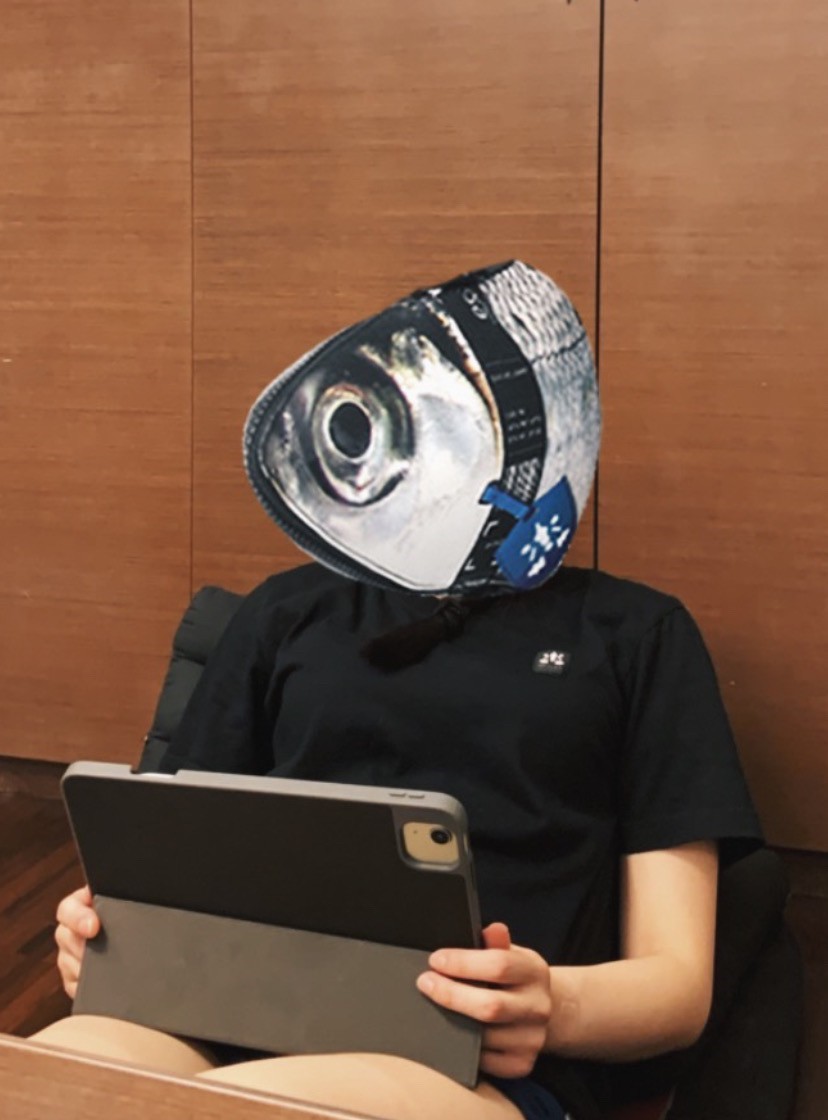 今天疫情確診人數……那我們來群聚好了