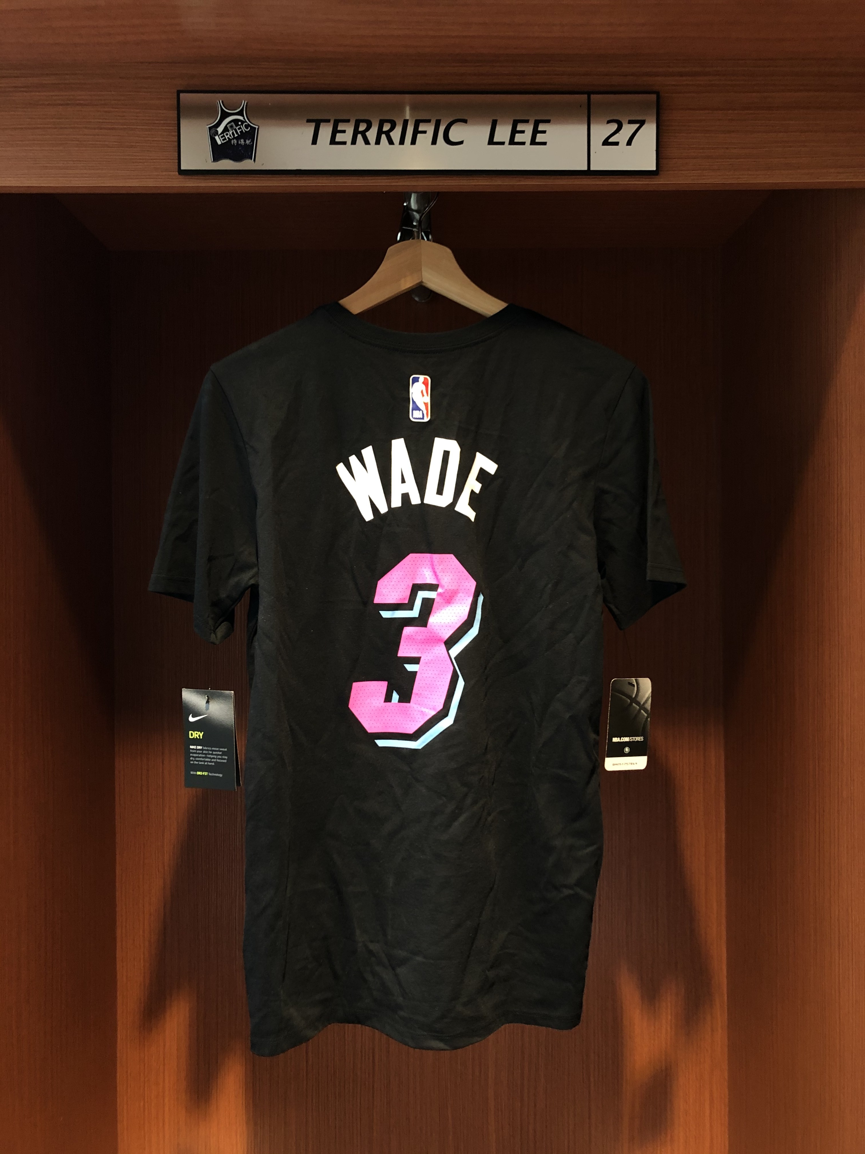 NBA短袖 Dwyane Wade 邁阿密熱火城市 黑南灣 City Nike Player Name Tee 棉質短袖 全新