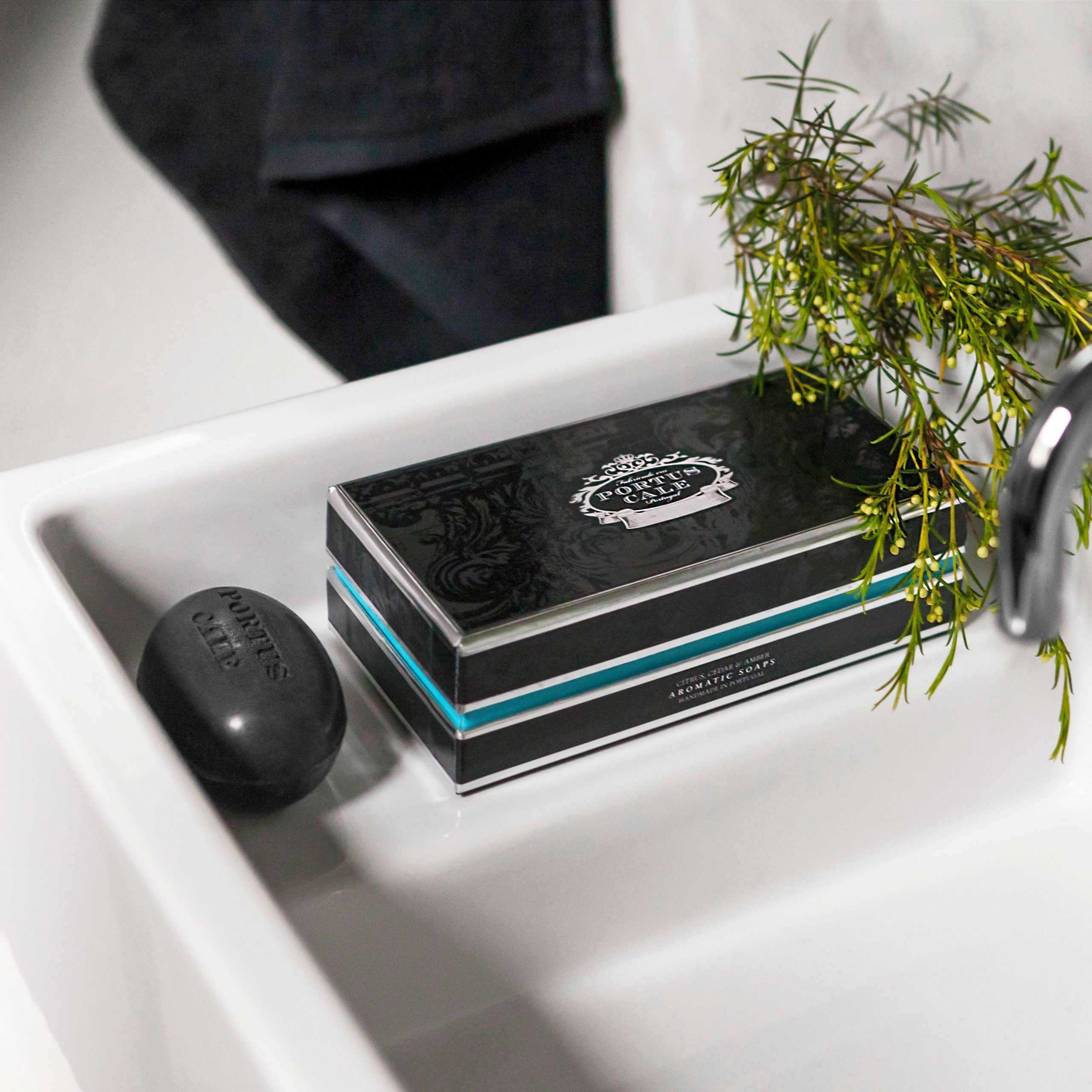【Portus Cale】Black Edition Fragranced Soap Gift Set