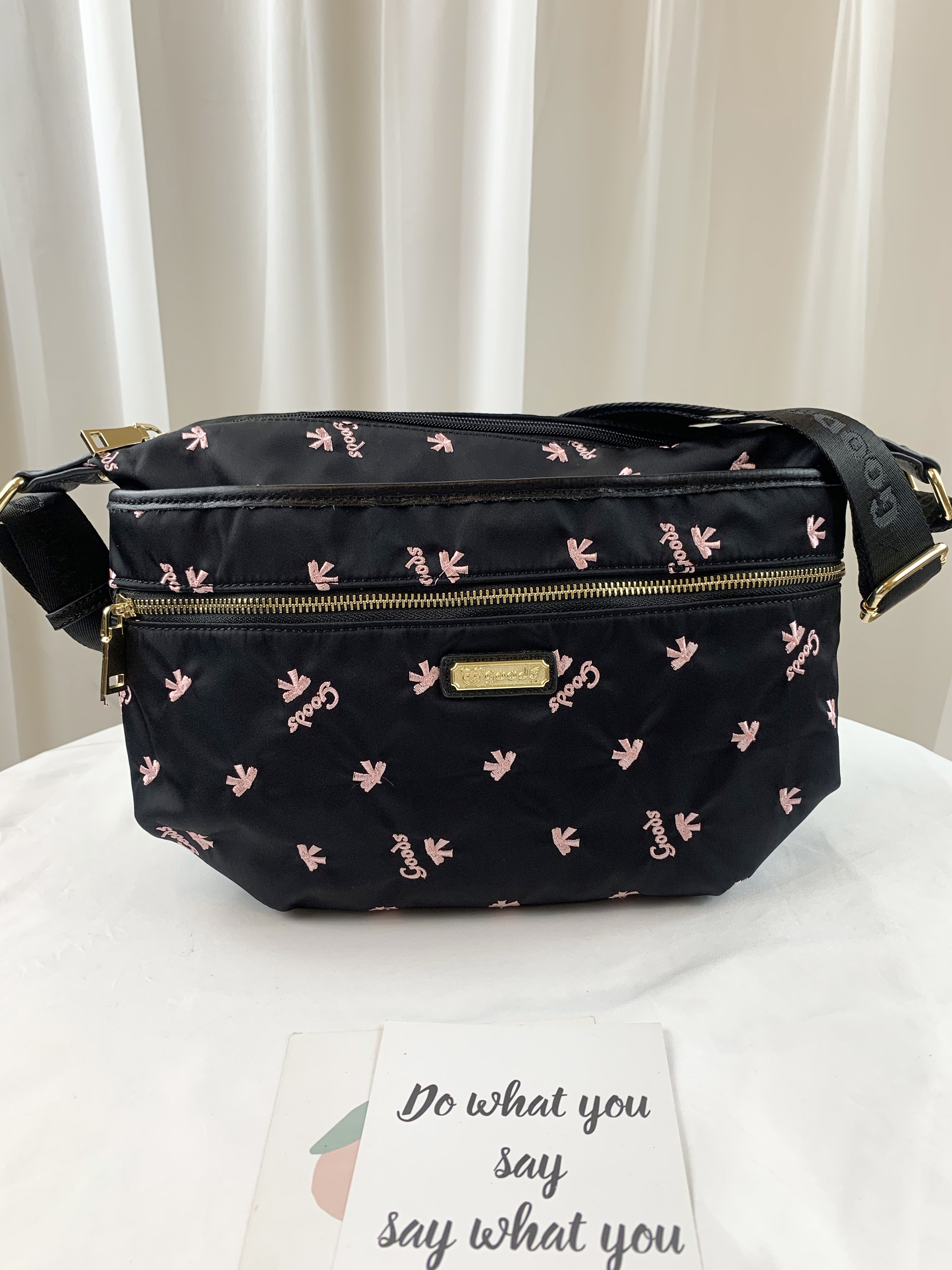 GOODS 黑粉蝴蝶結 尼龍防潑水腰包 / 側背包 附小熊吊飾 #6119