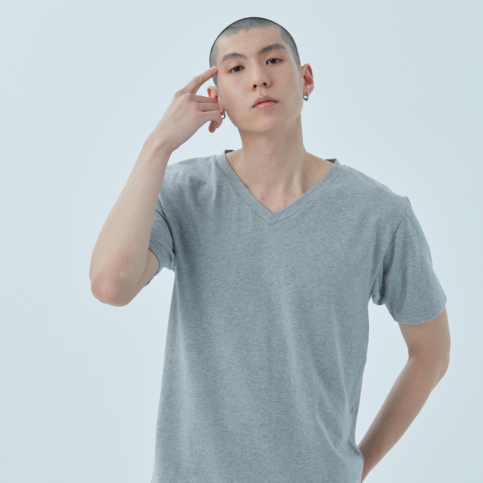 Vacation V領彈性短袖（限定色）