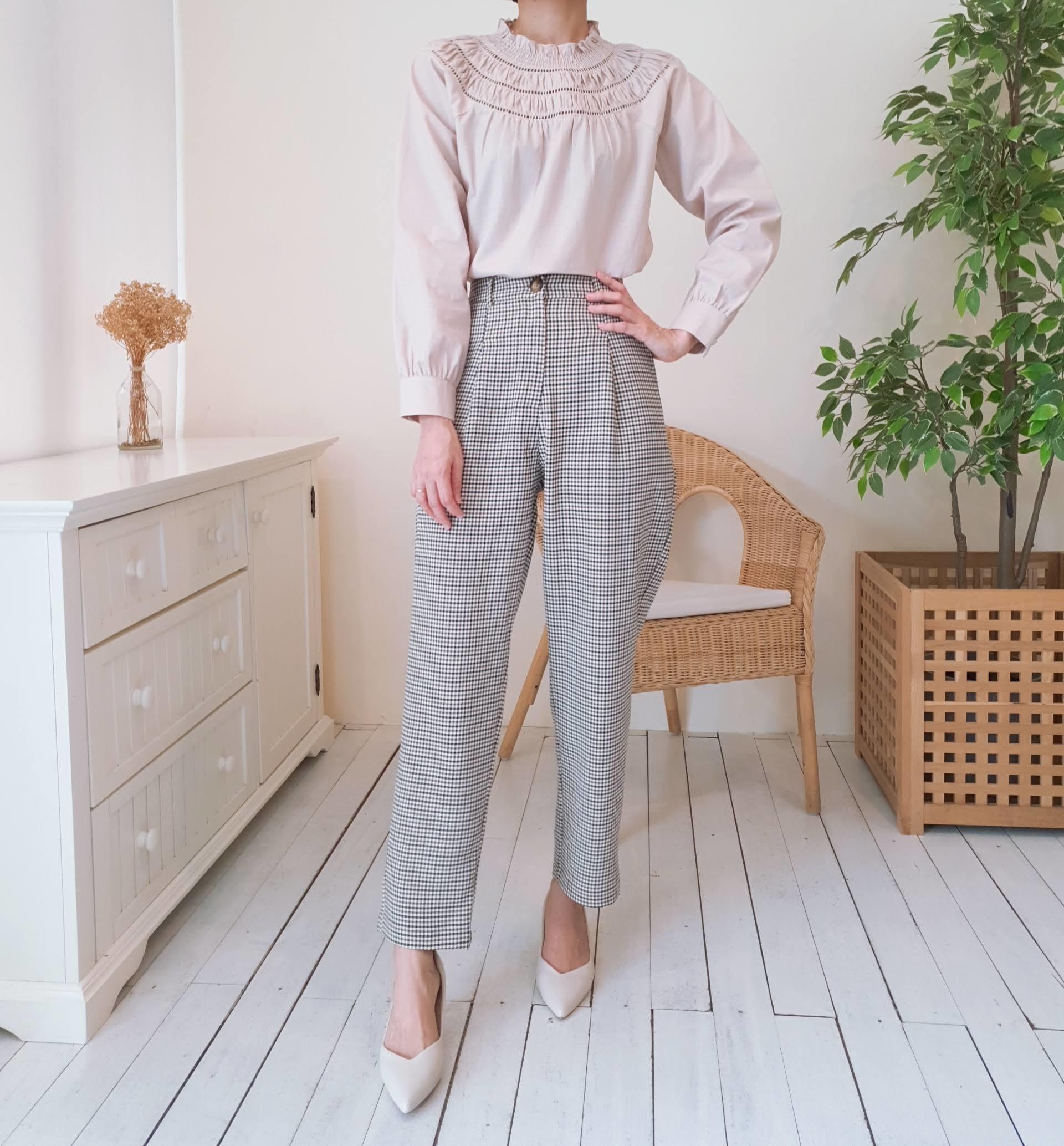 RUFFLES NECK LONG SLEEVE BLOUSE