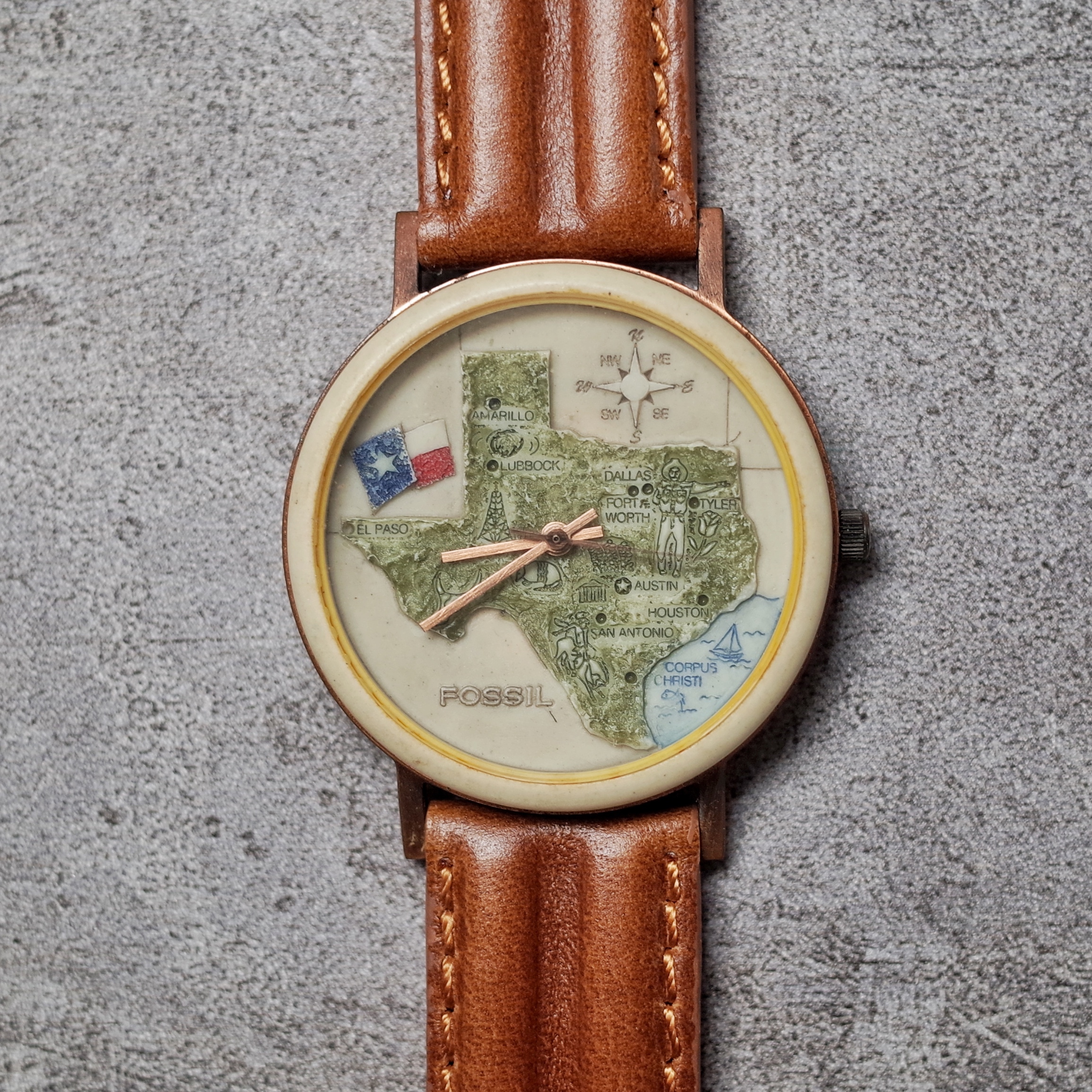 Fossil 90年代 石頭錶 已停產 絕版 復古皮帶錶 F0004