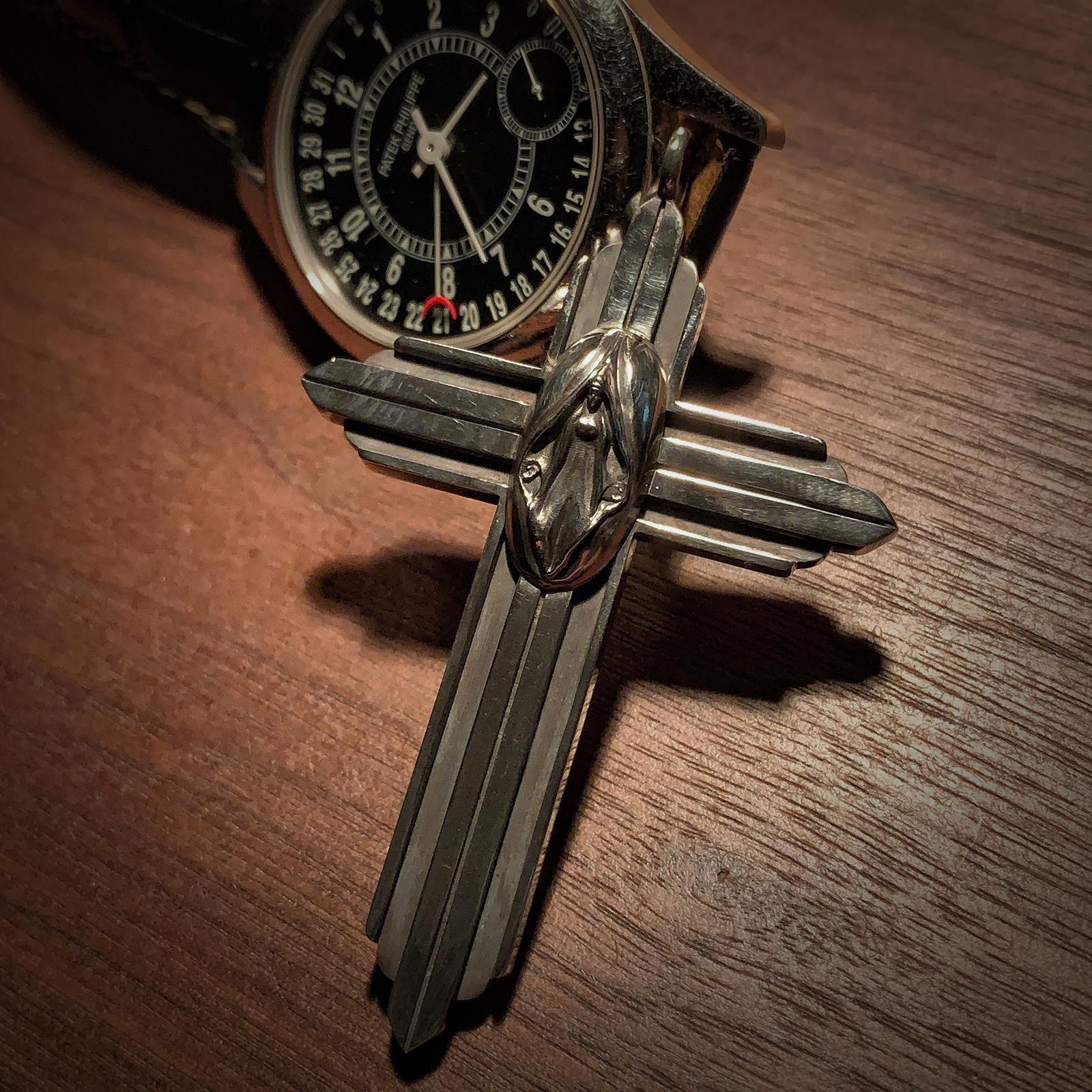 CapreDiem x vinavast Cross 生死之活在當下