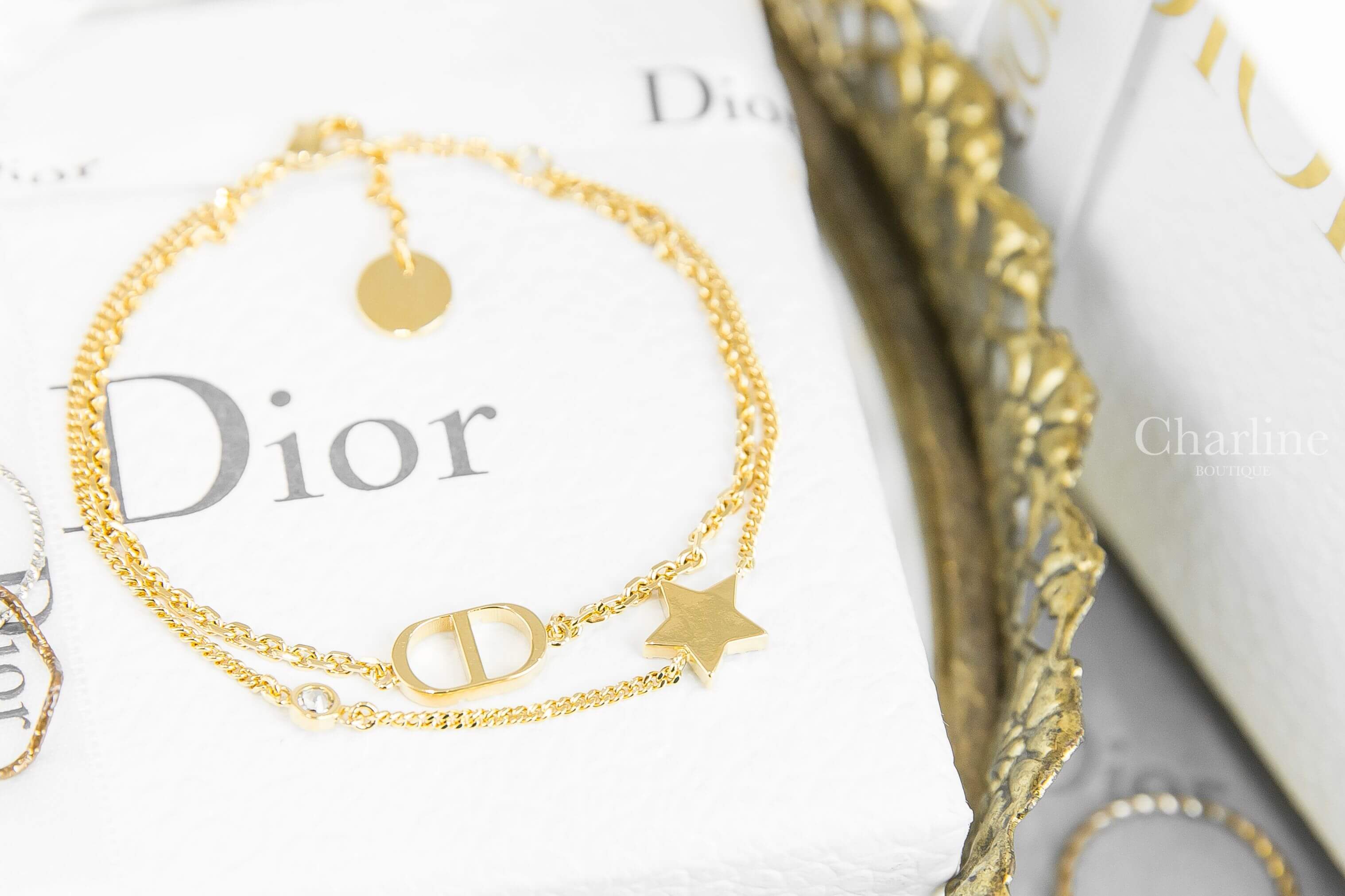 Dior Petit CD Double Bracelet 金色CD水鑽星星不對稱雙鏈條手鍊-Charline Boutique 精品代購