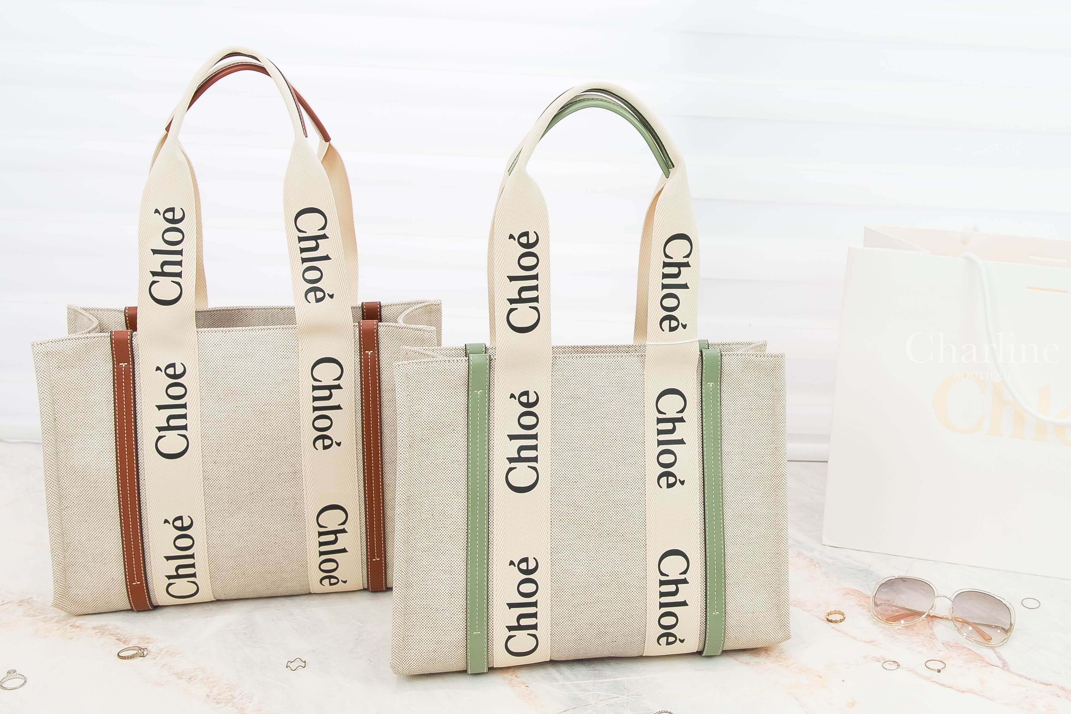 Chloe Medium Woody Tote Bag 米白色帆布拼翡翠綠皮革黑Logo中型提把托特包,Chloe Medium Woody Tote Bag 米白色帆布拼棕色皮革黑Logo中型提把托特包-Charline Boutique 精品代購