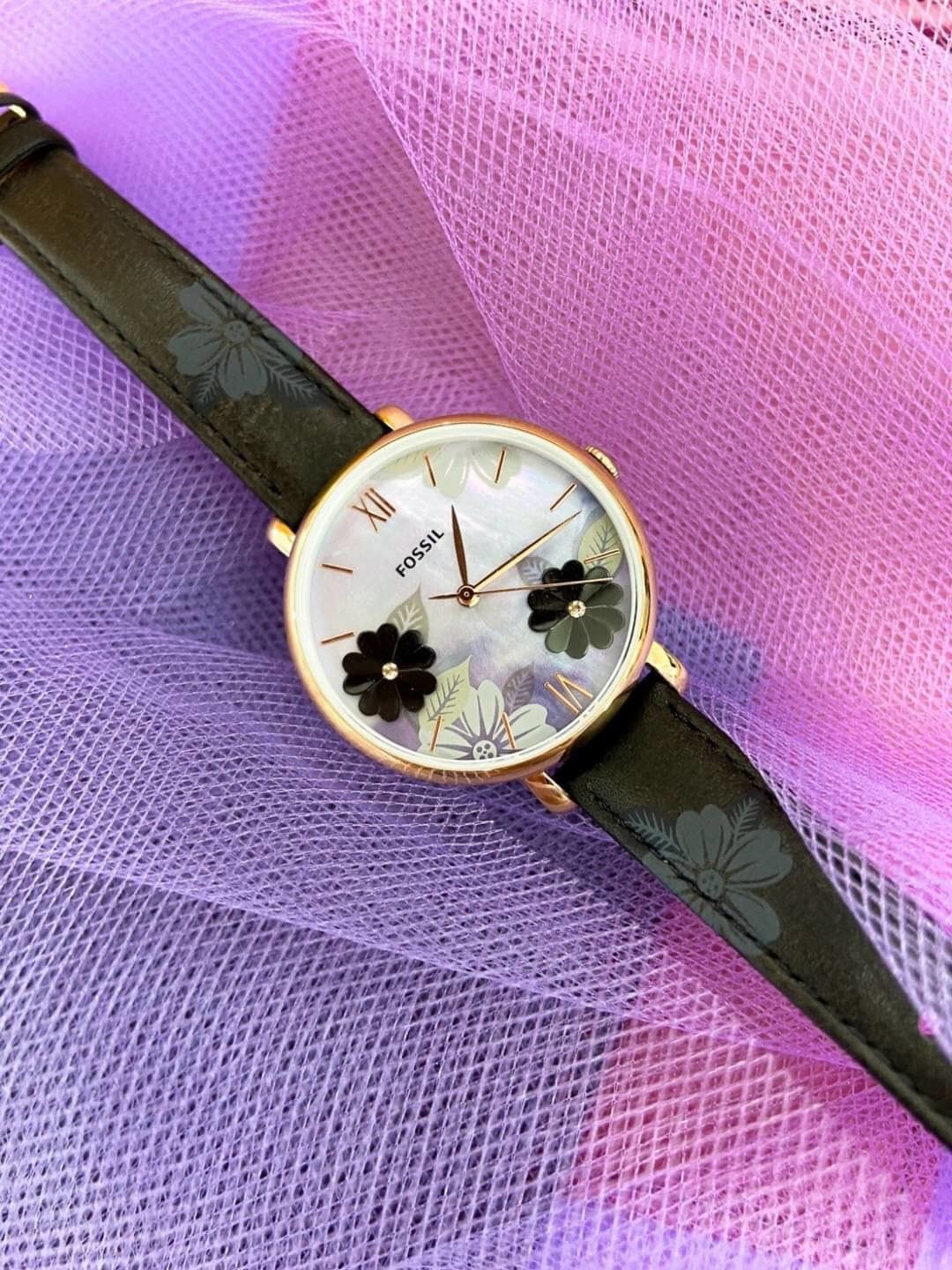 【FOSSIL】Jacqueline 百魅儷人真皮女錶-黑色  ES4535 36mm 現代鐘錶