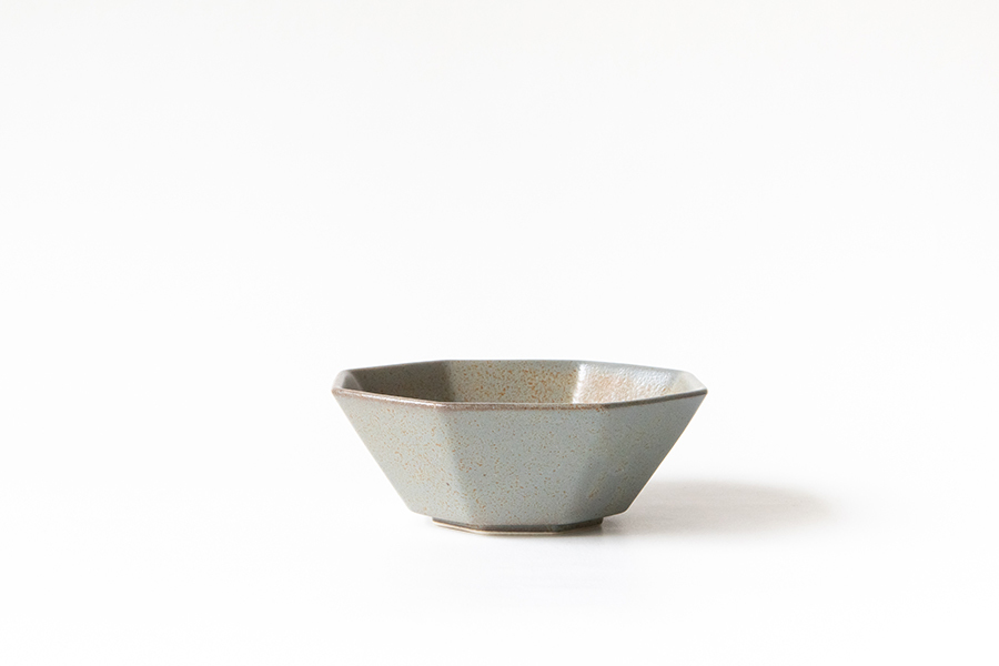 CHIPS-ANCIENT POTTERY 碗S 灰