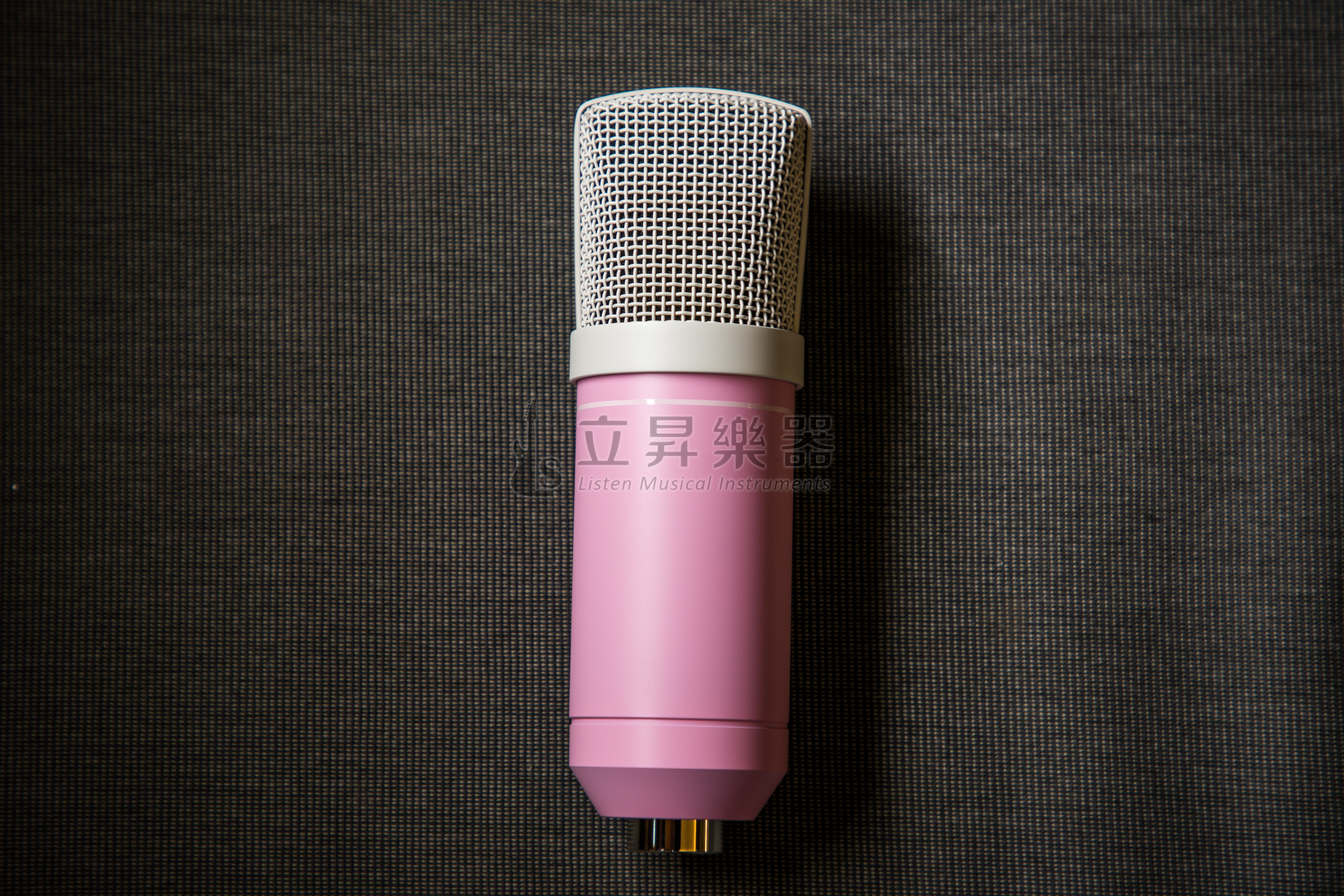 Mackie EM-91C 粉紅色 Element系列大振膜電容式麥克風 附麥克風避震架、XLR麥克風線