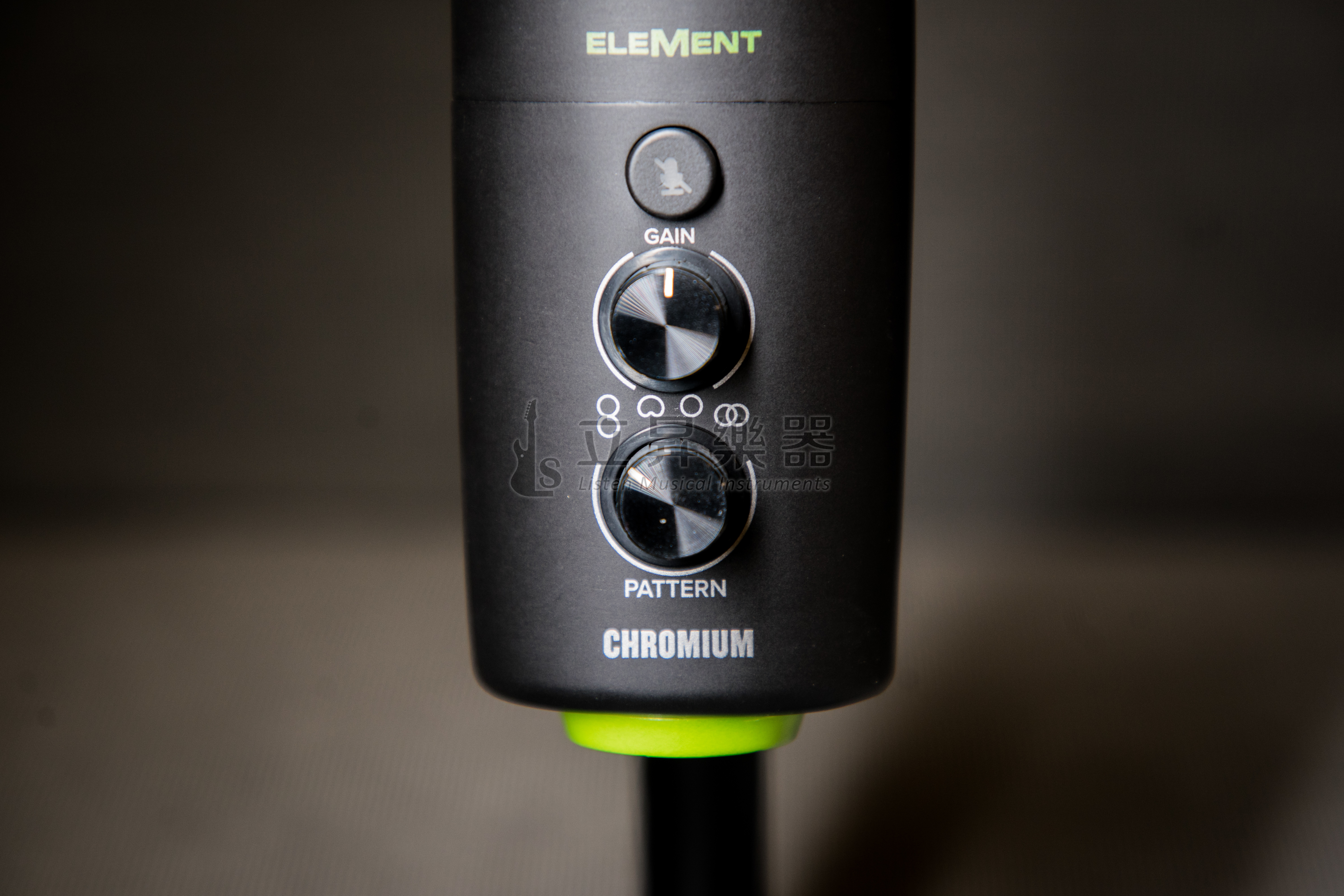 Mackie 電容式麥克風 Mackie EM-CHROMIUM USB Type-C 2通道 USB麥克風 可調指向性 心型、8字型、全指向 第 4 張圖片｜三峽吉他 / Bass