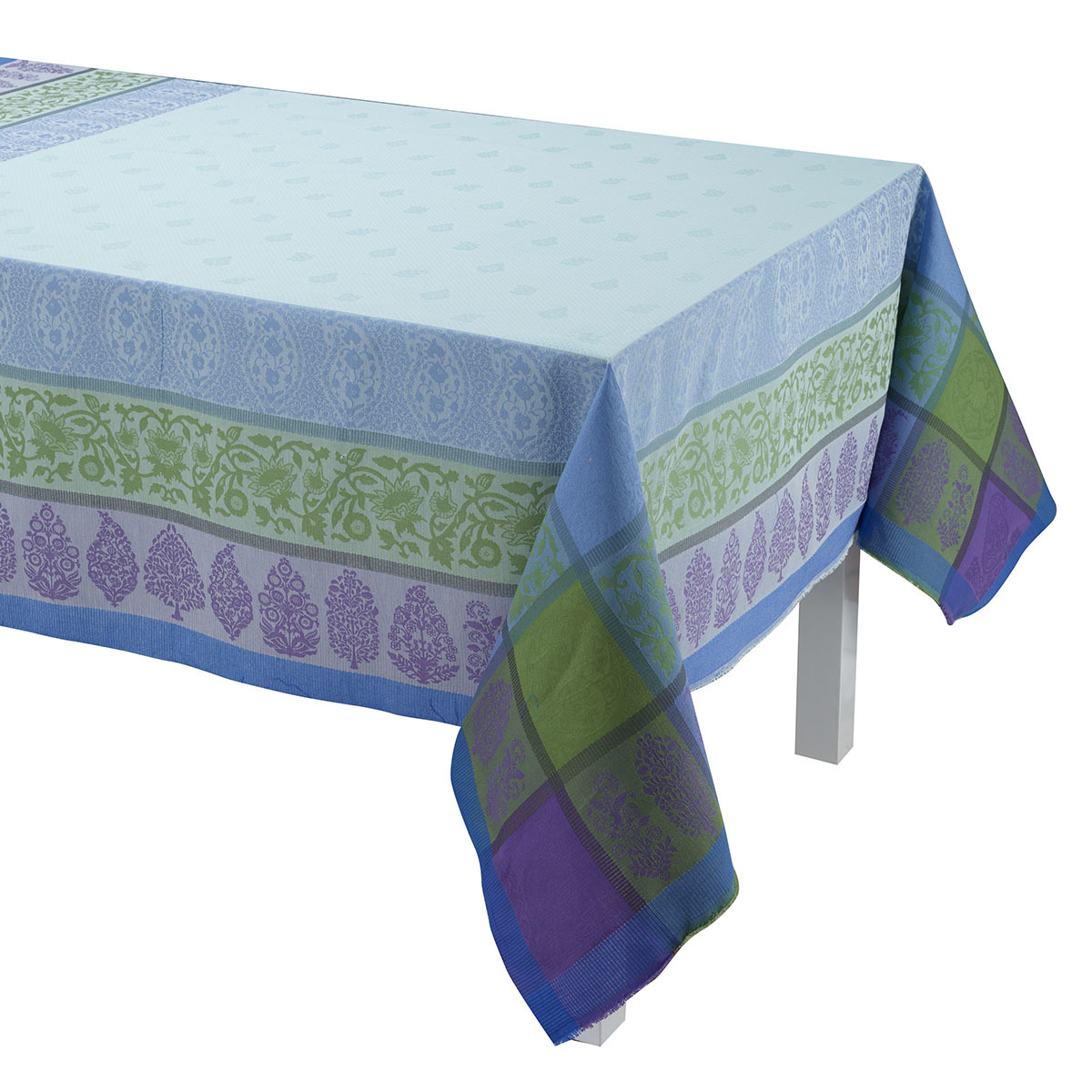 Tablecloth,  Sari