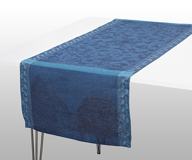 Table Runner, Symphonie Baroque