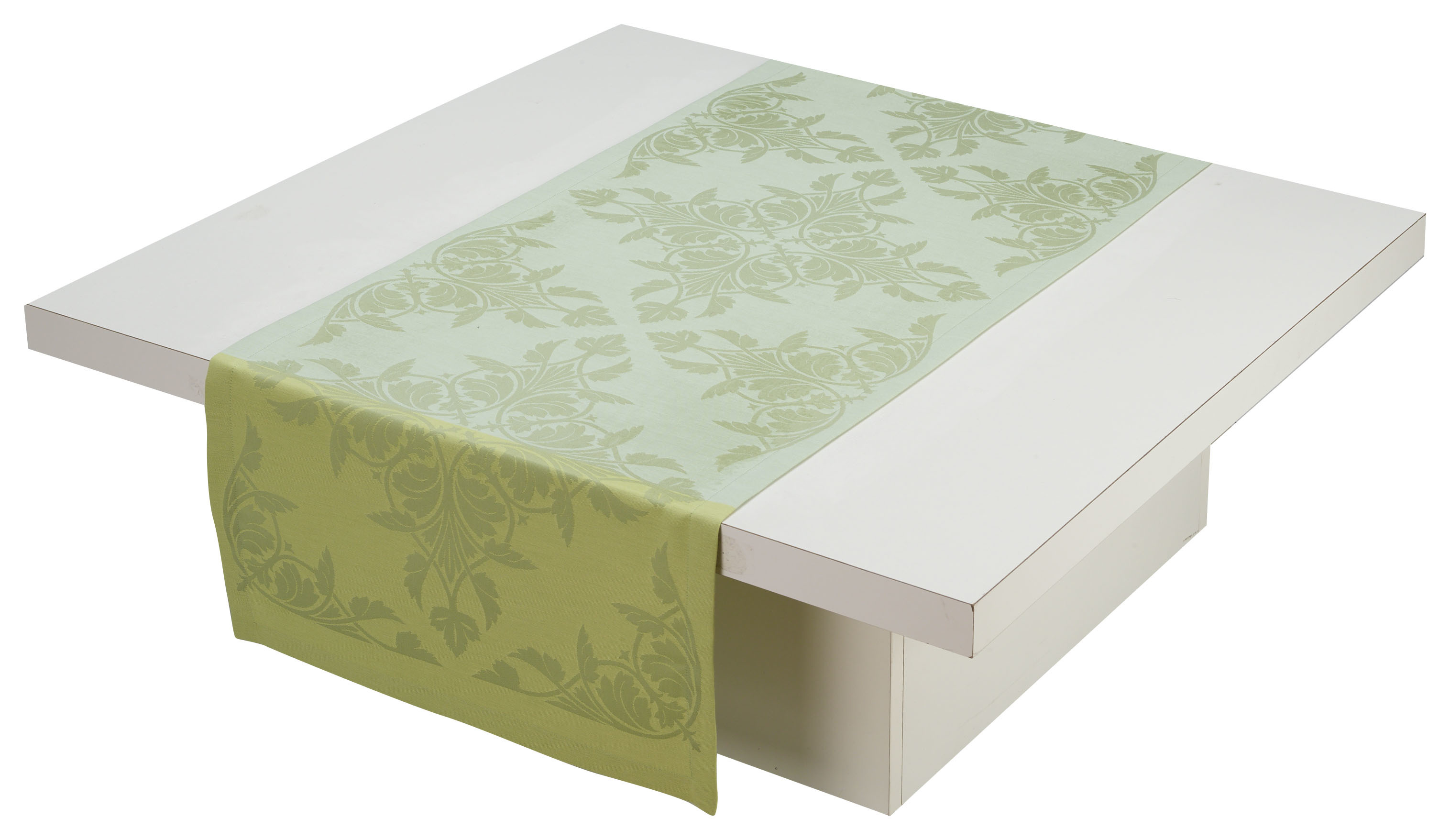 Table Runner, Syracuse