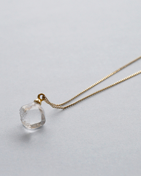 HARIO-LWF-手工玻璃項鍊 / 水立方