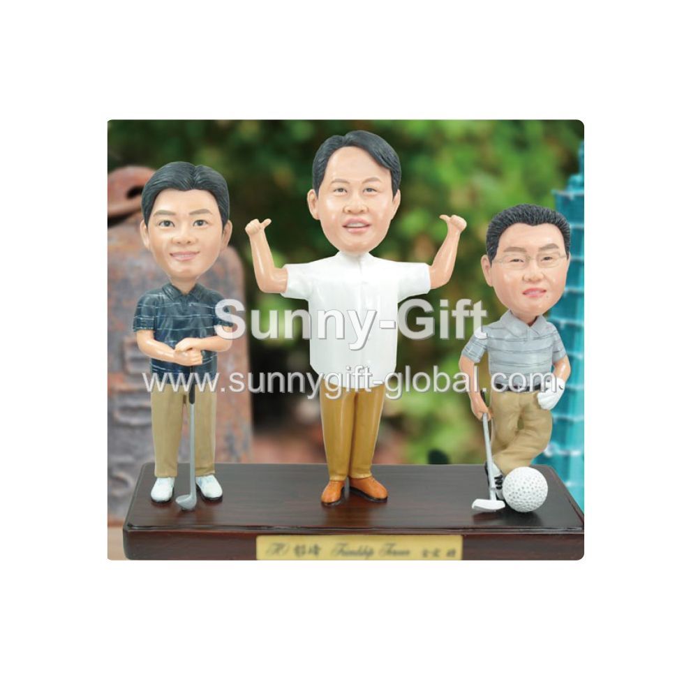 Custom-Q version doll