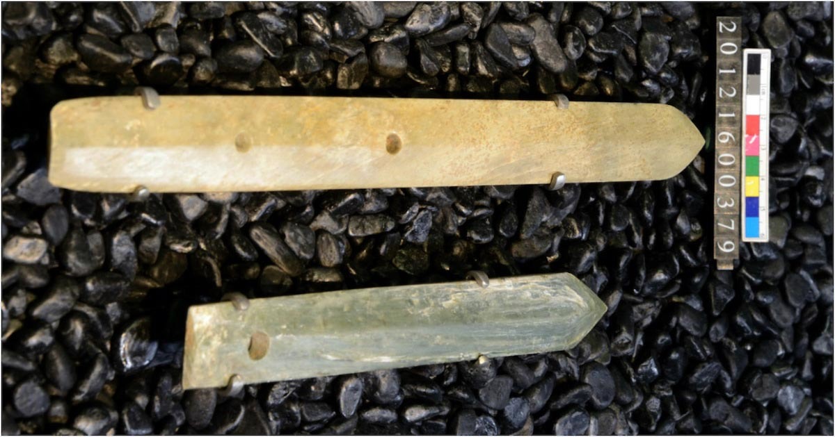 玉矛是卑南文化中出土的陪葬品之一