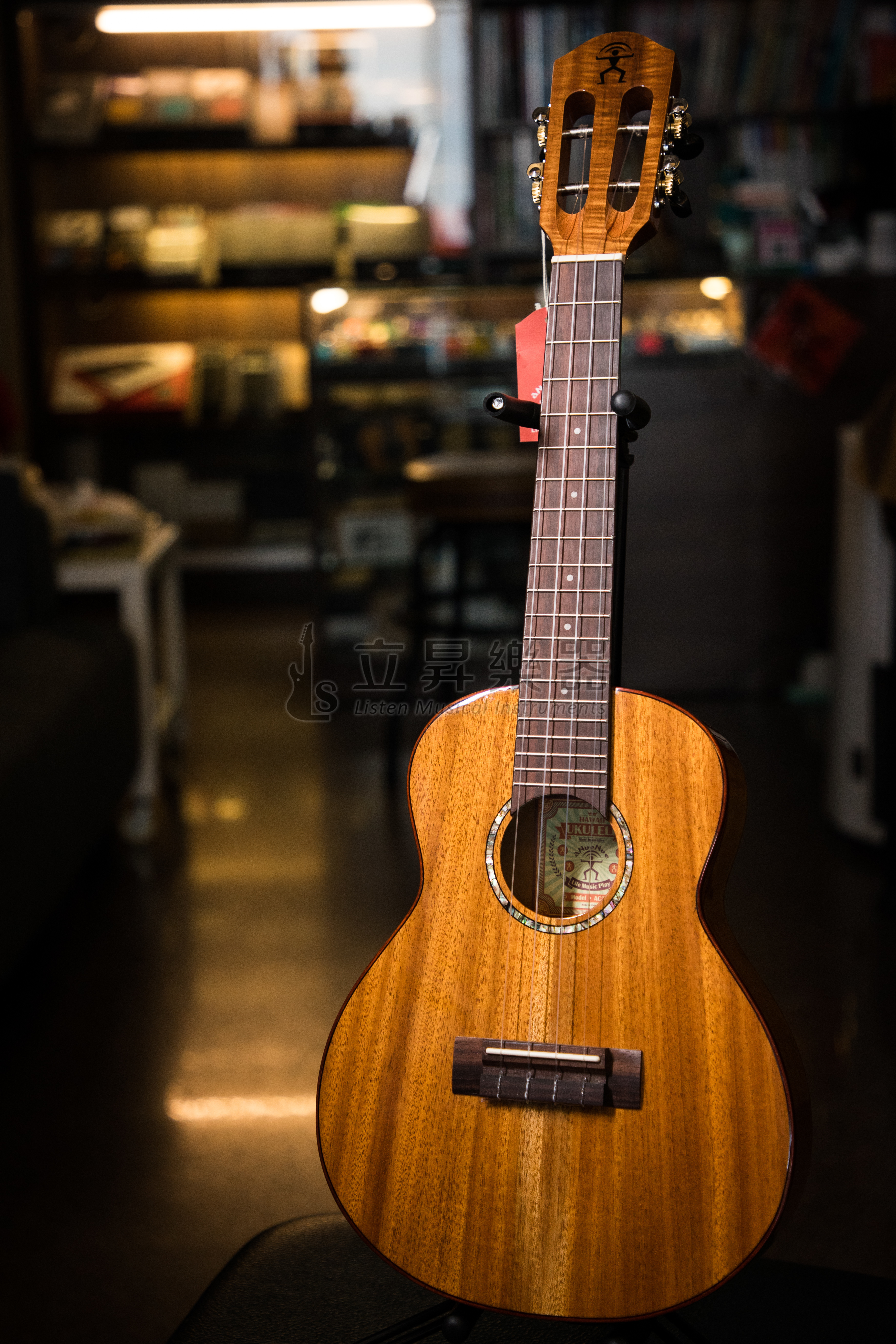 aNueNue aNN-AC30 桃花心木全單板 綠貝殼鑲嵌 23吋 原聲款 烏克麗麗(附專屬夏威夷深海藍琴袋)