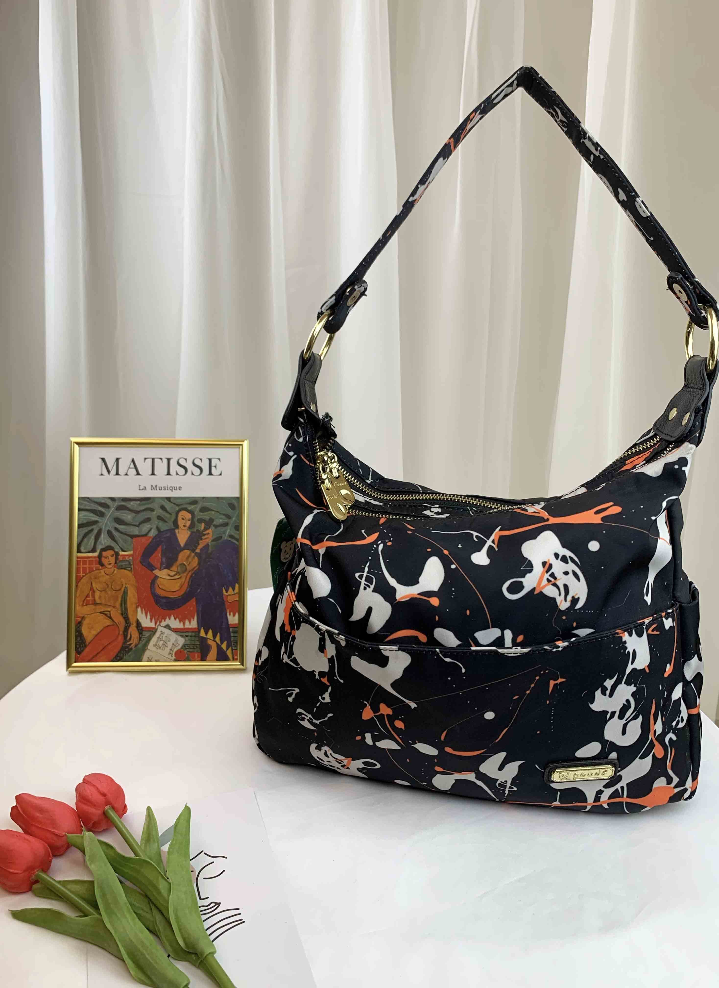 GOODS 復古潑漆黑尼龍肩背包 / 側背包  #2642