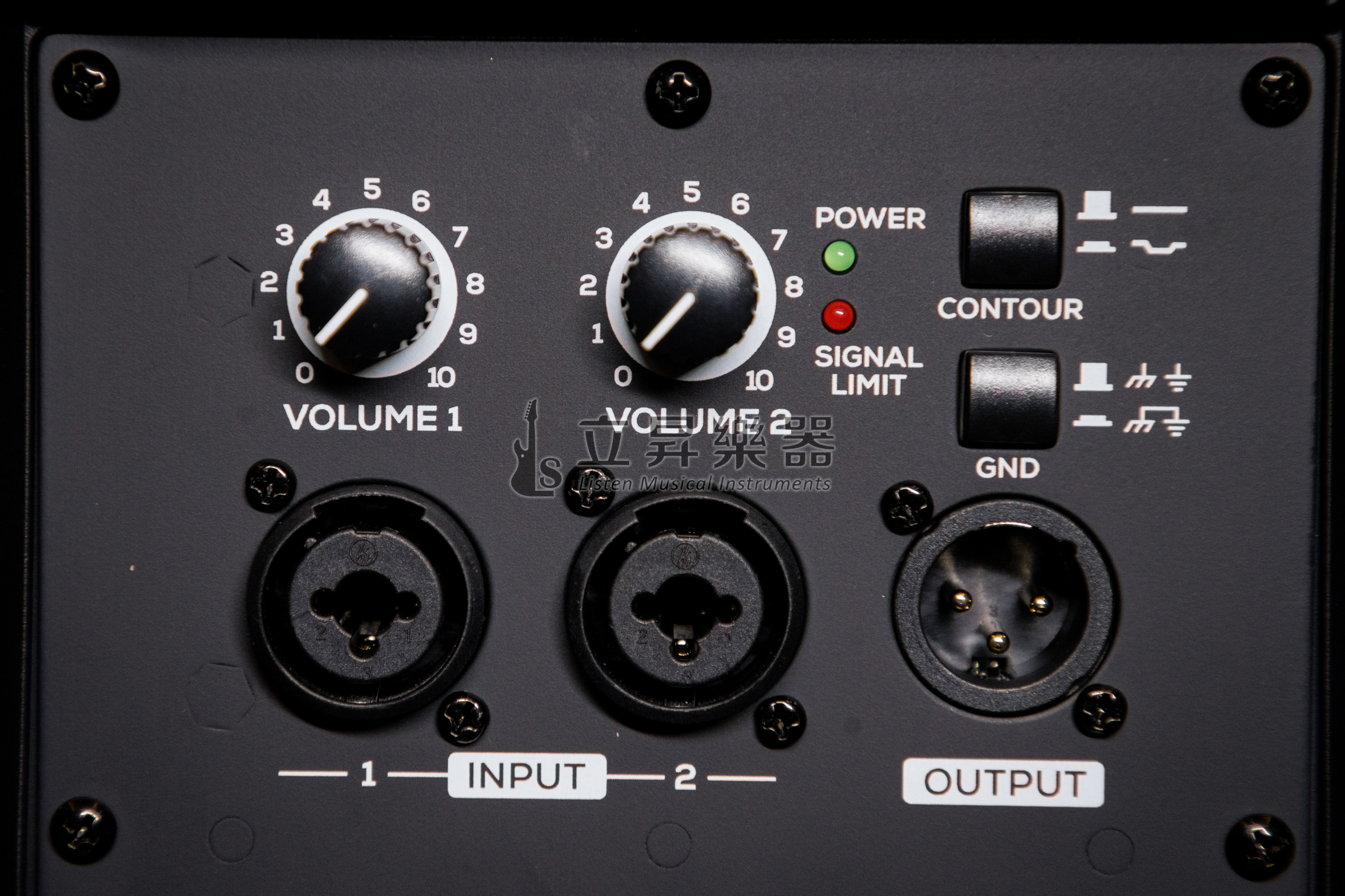 Alesis Alesis STRIKE AMP8 電子鼓音箱 2000瓦最高峰值 8吋單體+1吋高音 音箱架孔(3.6公分) 第 6 張圖片｜三峽鼓 / 打擊