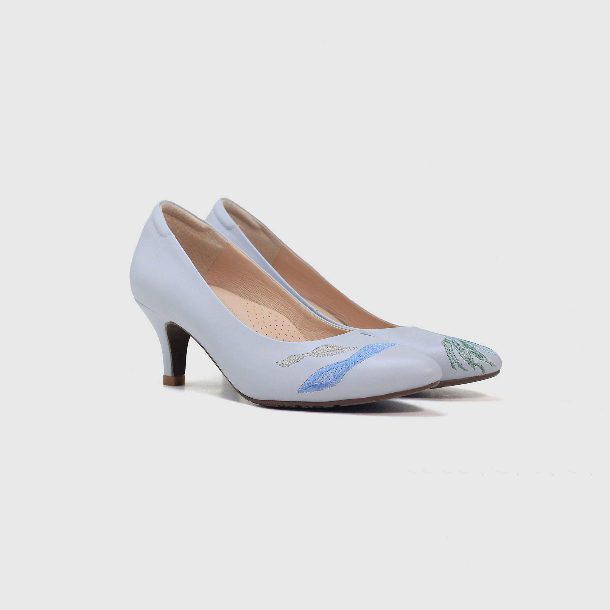 刺繡尖頭跟鞋｜珊瑚海 (冰山藍)